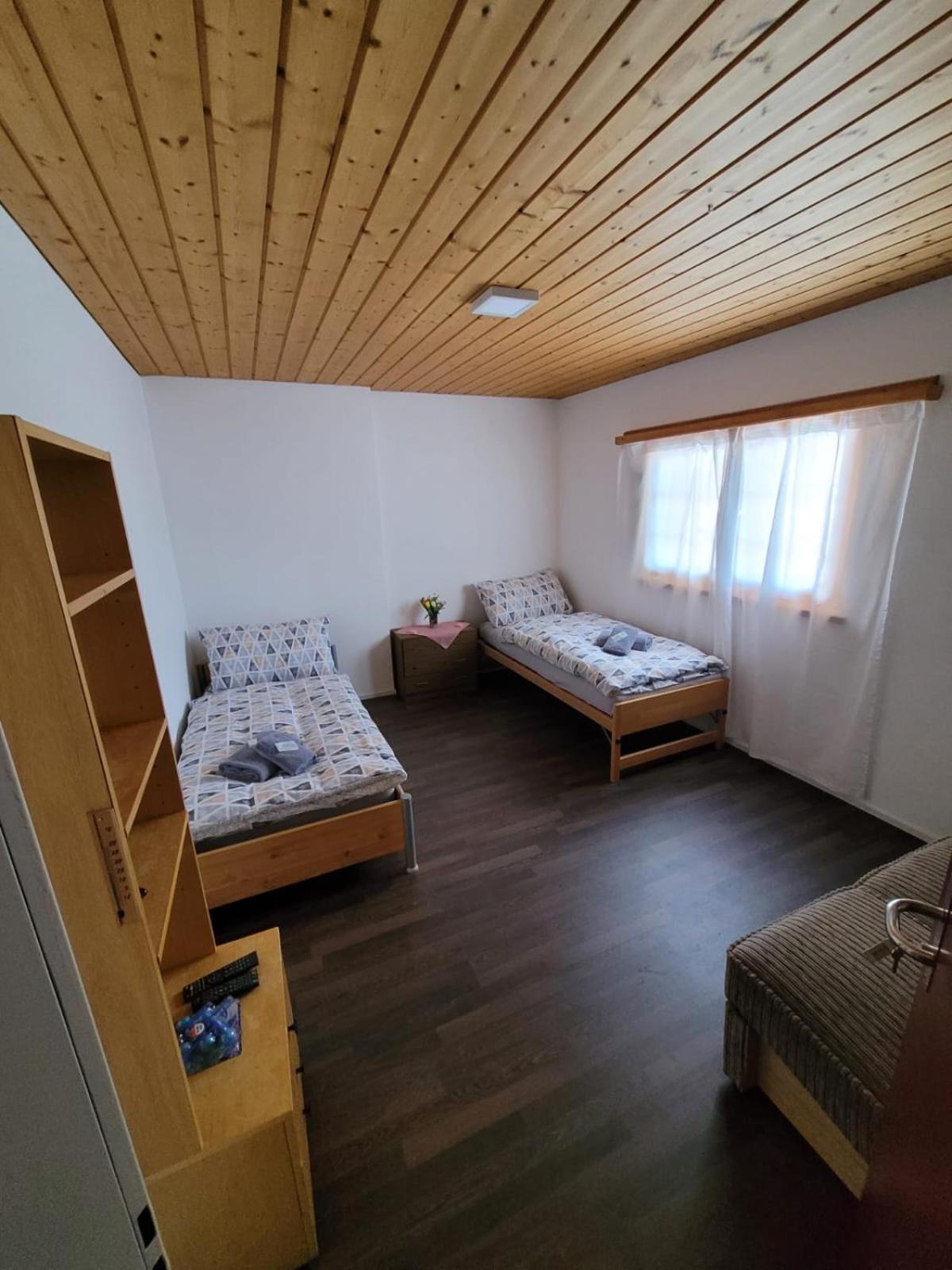 Photo 51