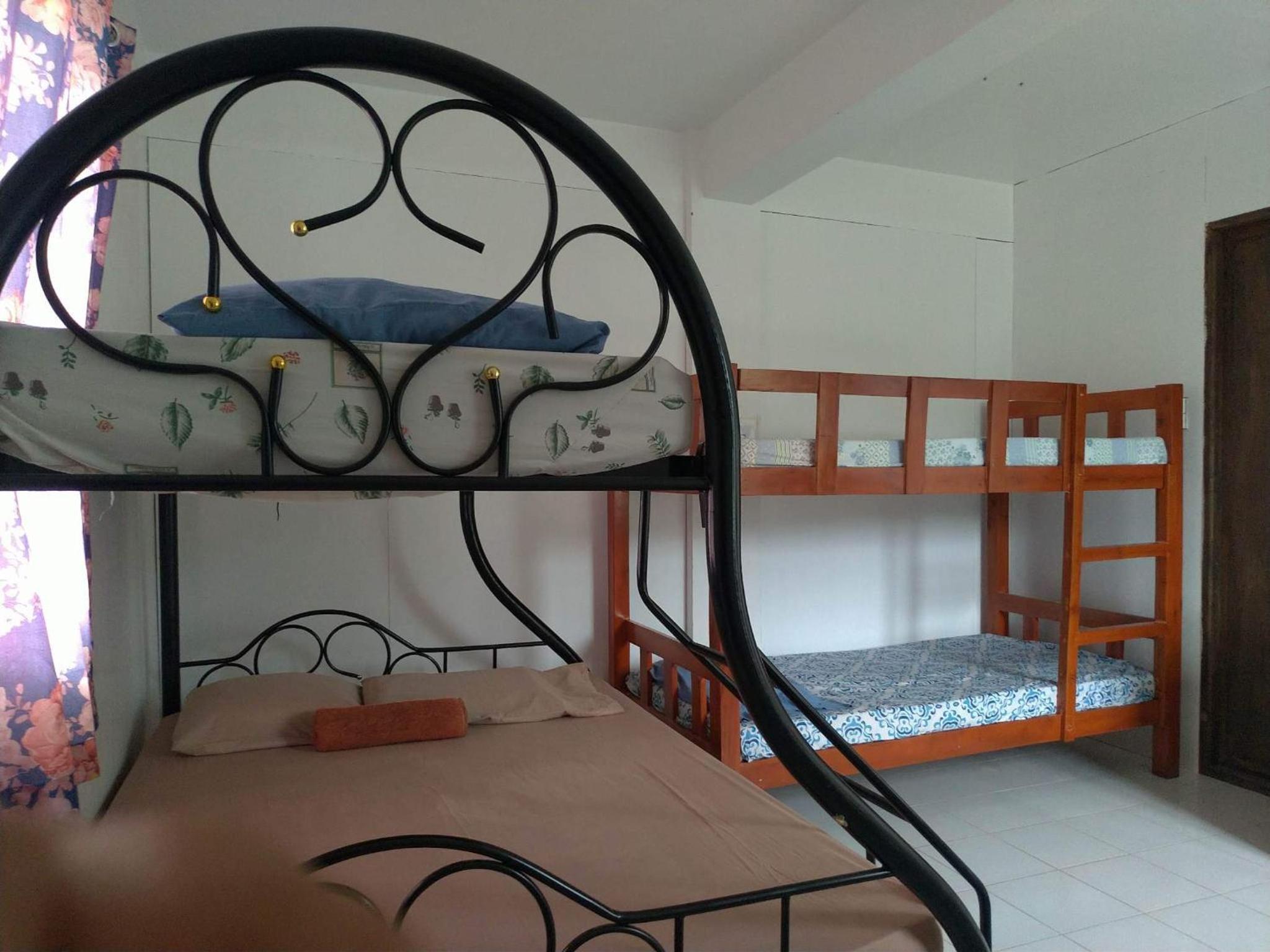 RB Baruiz "Hideaway" Inn - Cebu South view 2
