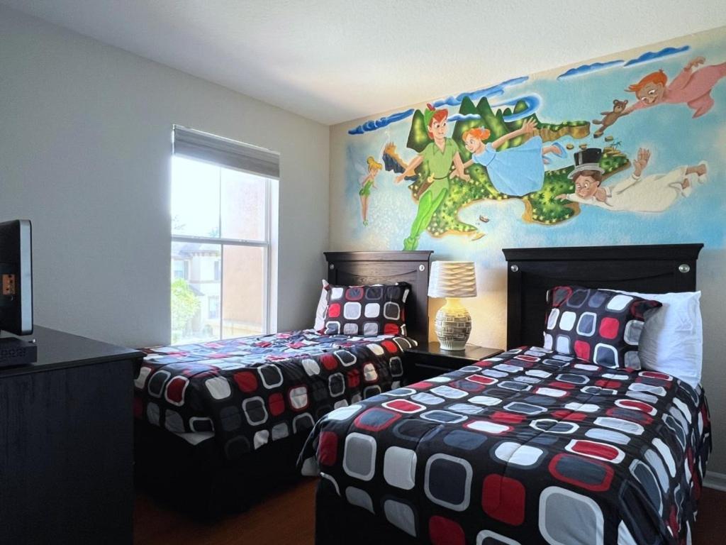 Spacious 4Bd TH Regal Palms 2530CA