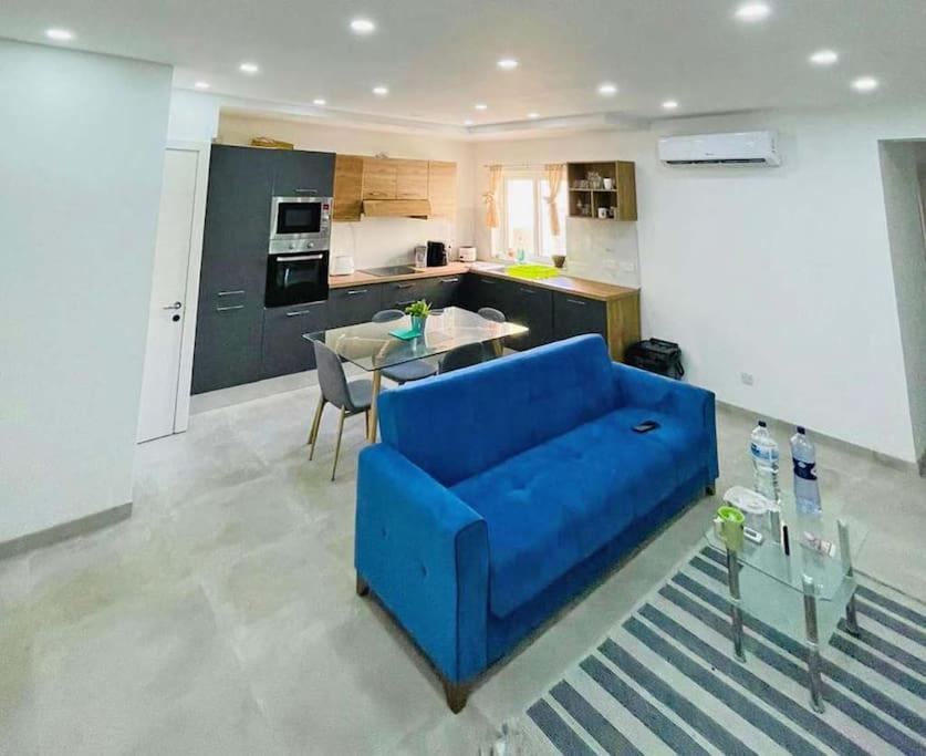 Spacious and beautiful flat in Gzira view 3