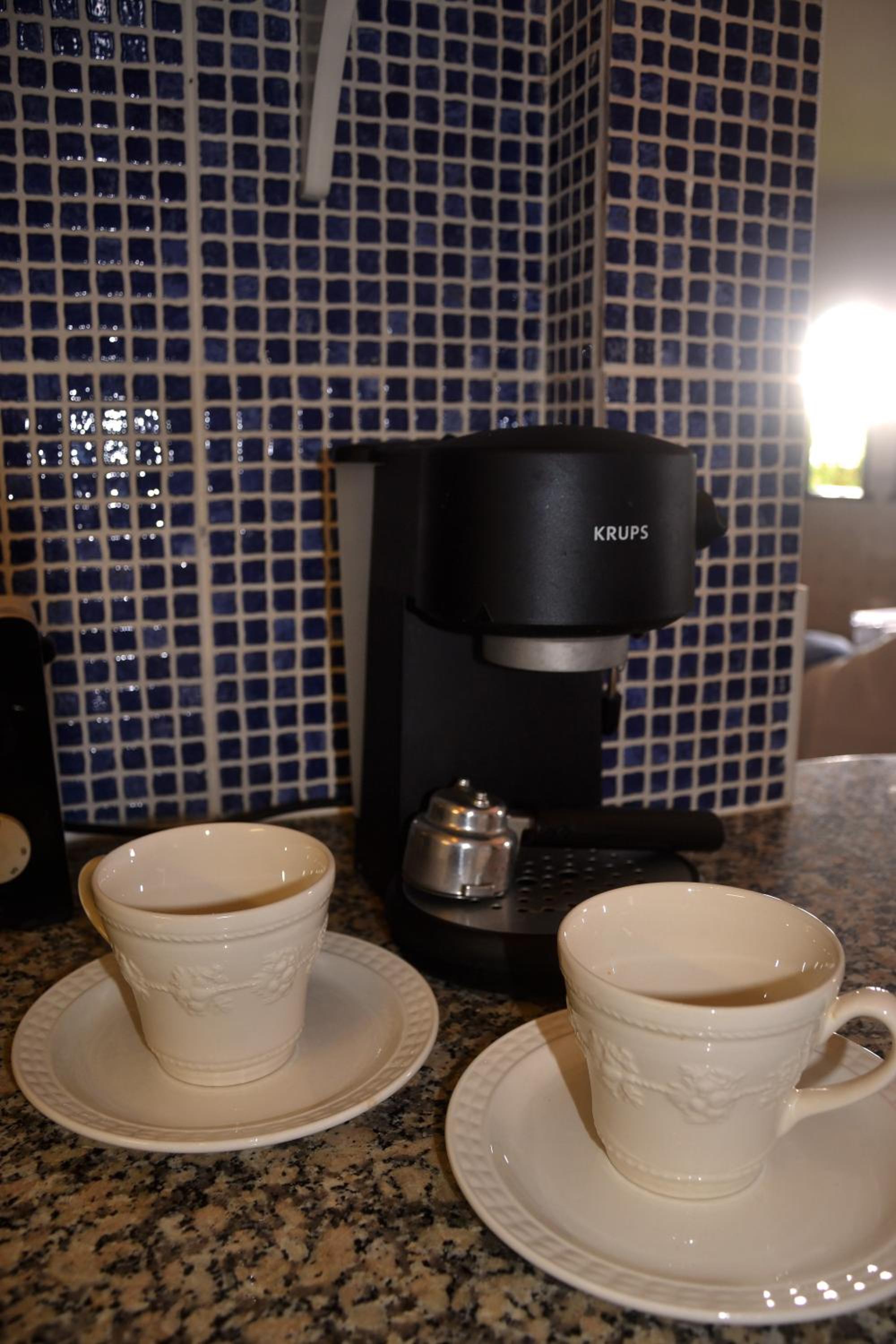 Carvoeiro Vacations - Carvoeiro Apartment - Walk to Beach - Property Image 4