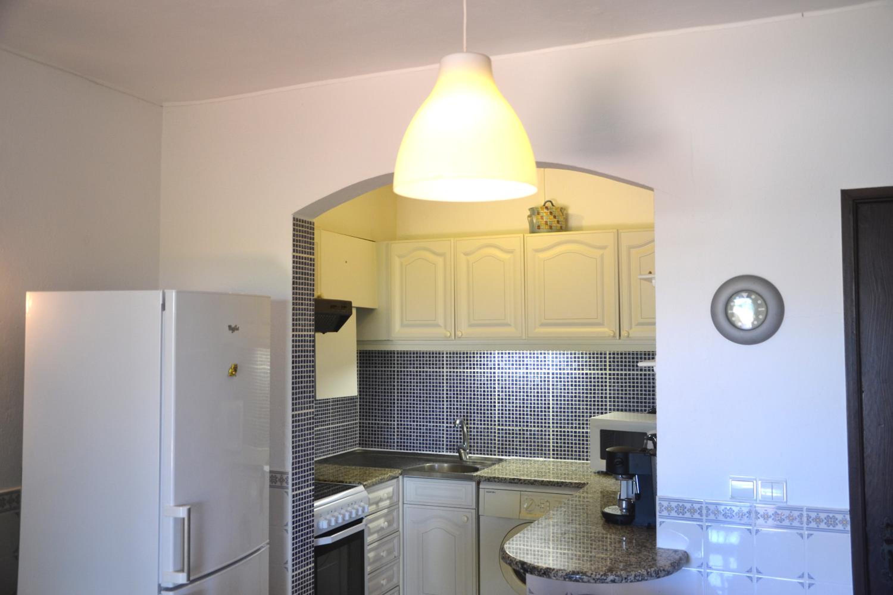 Carvoeiro Vacations - Carvoeiro Apartment - Walk to Beach - Property Image 5