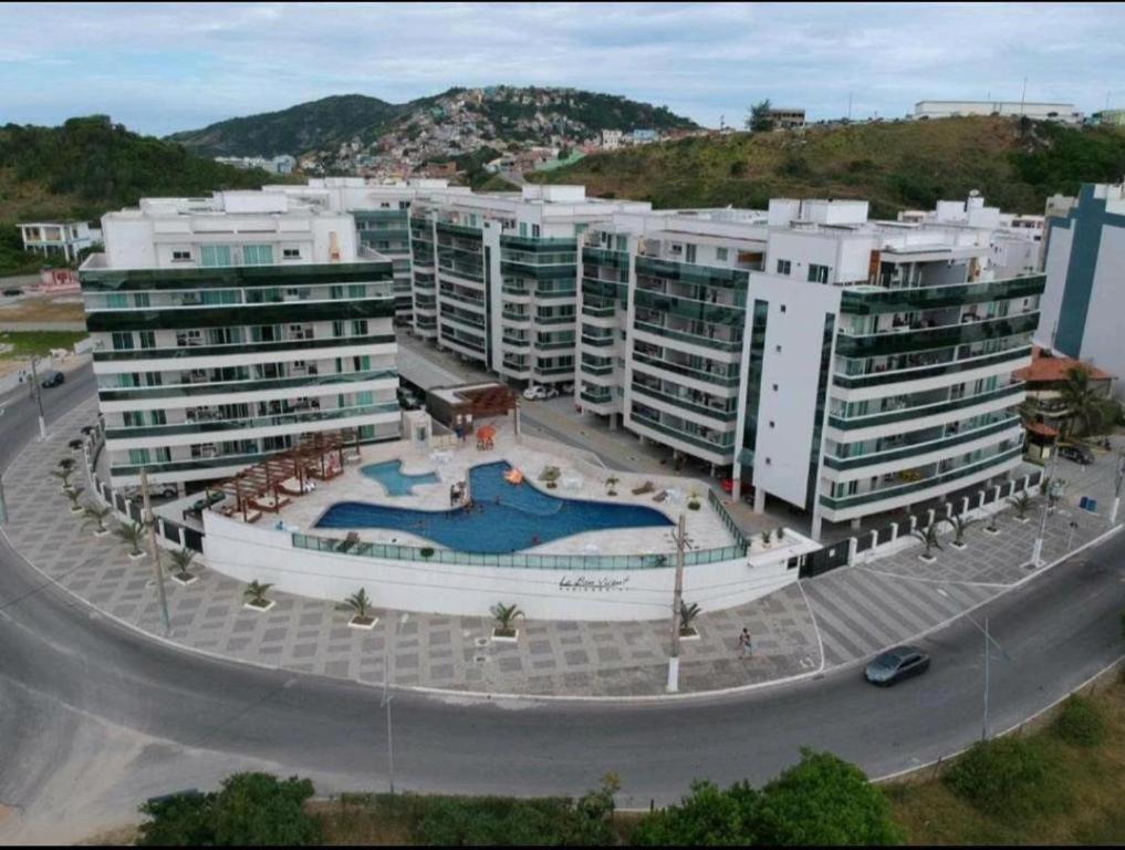 lindo apartamento de 1 quarto com vista para o mar