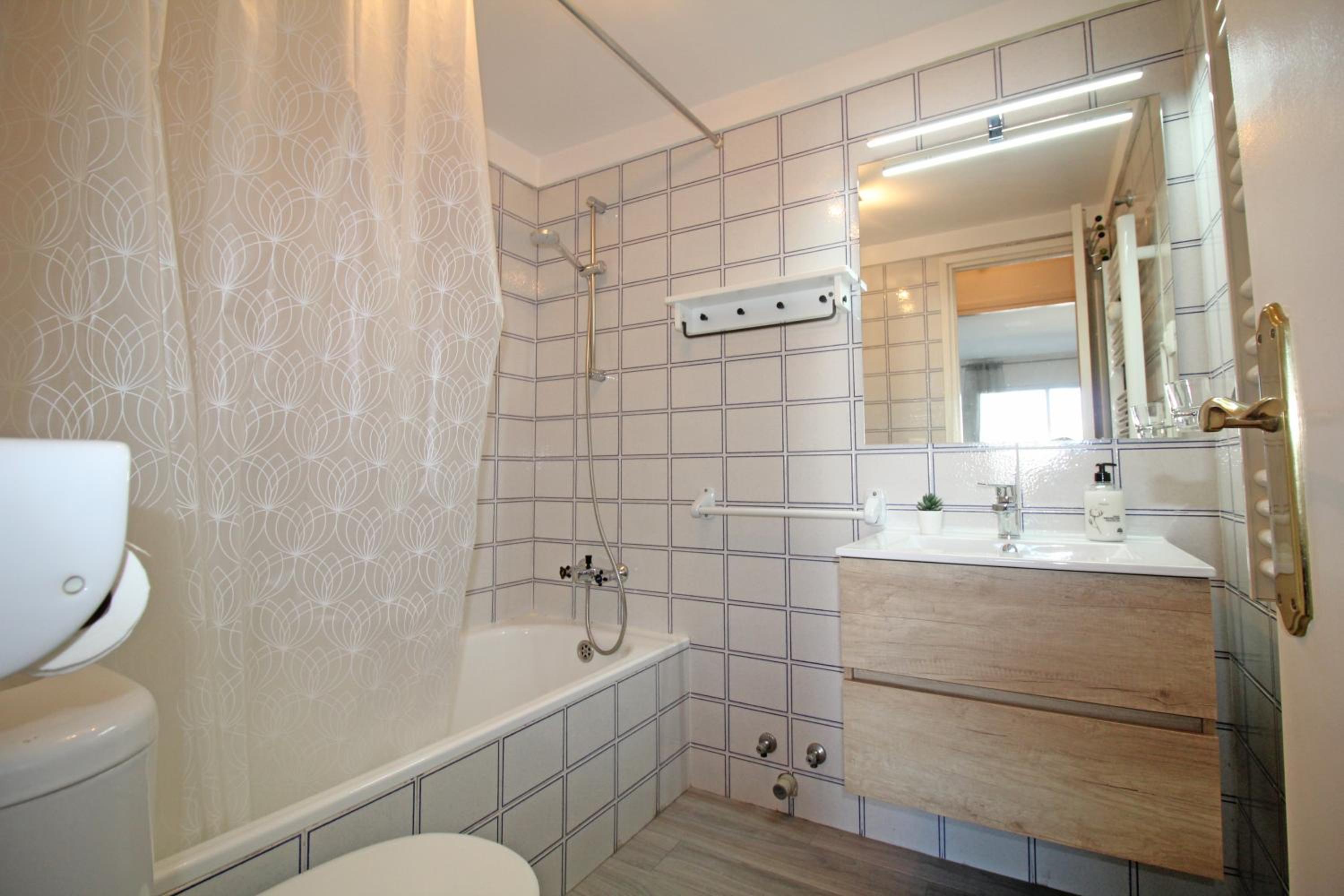 Basic Comfort Studio Pattaya 0156 view 5