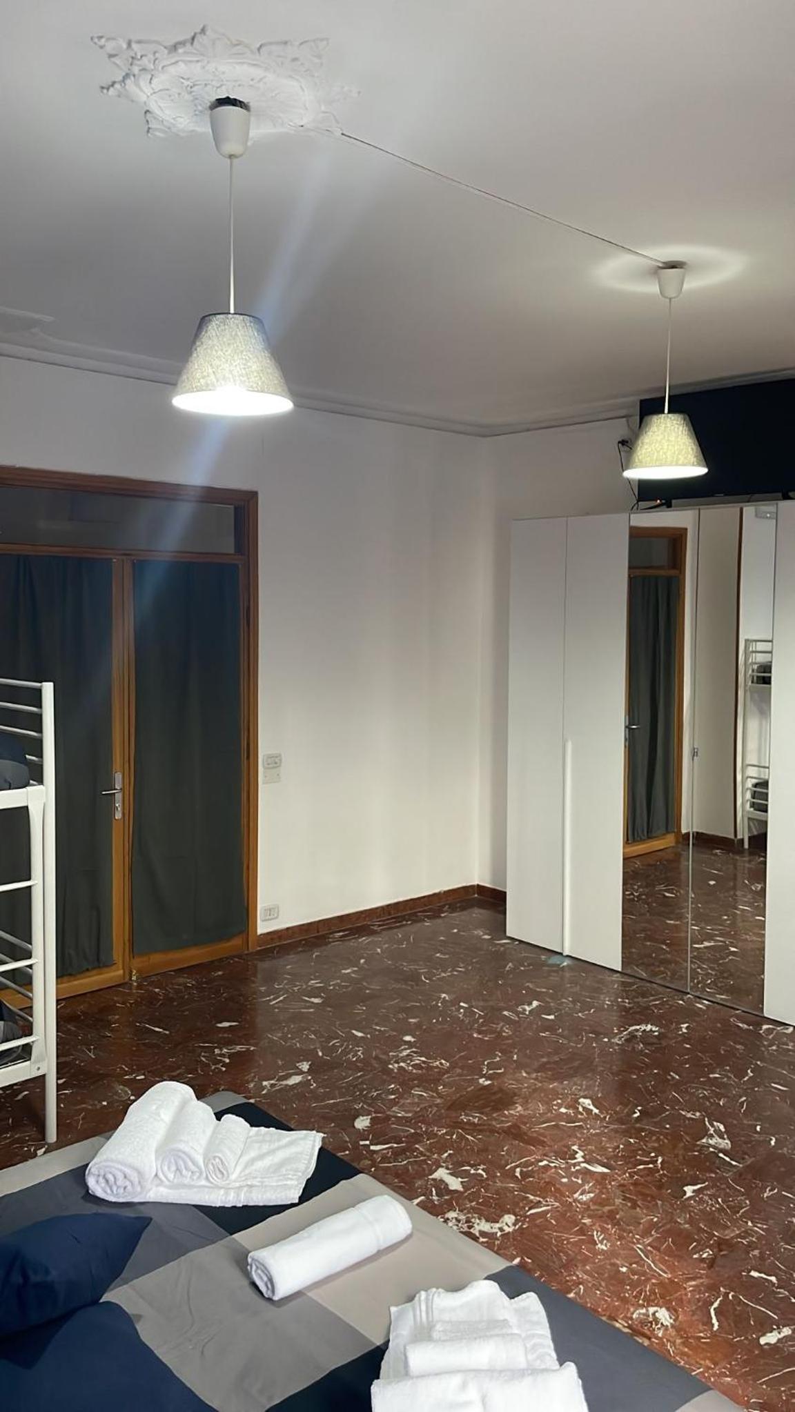 Guest House Vecchi view 4