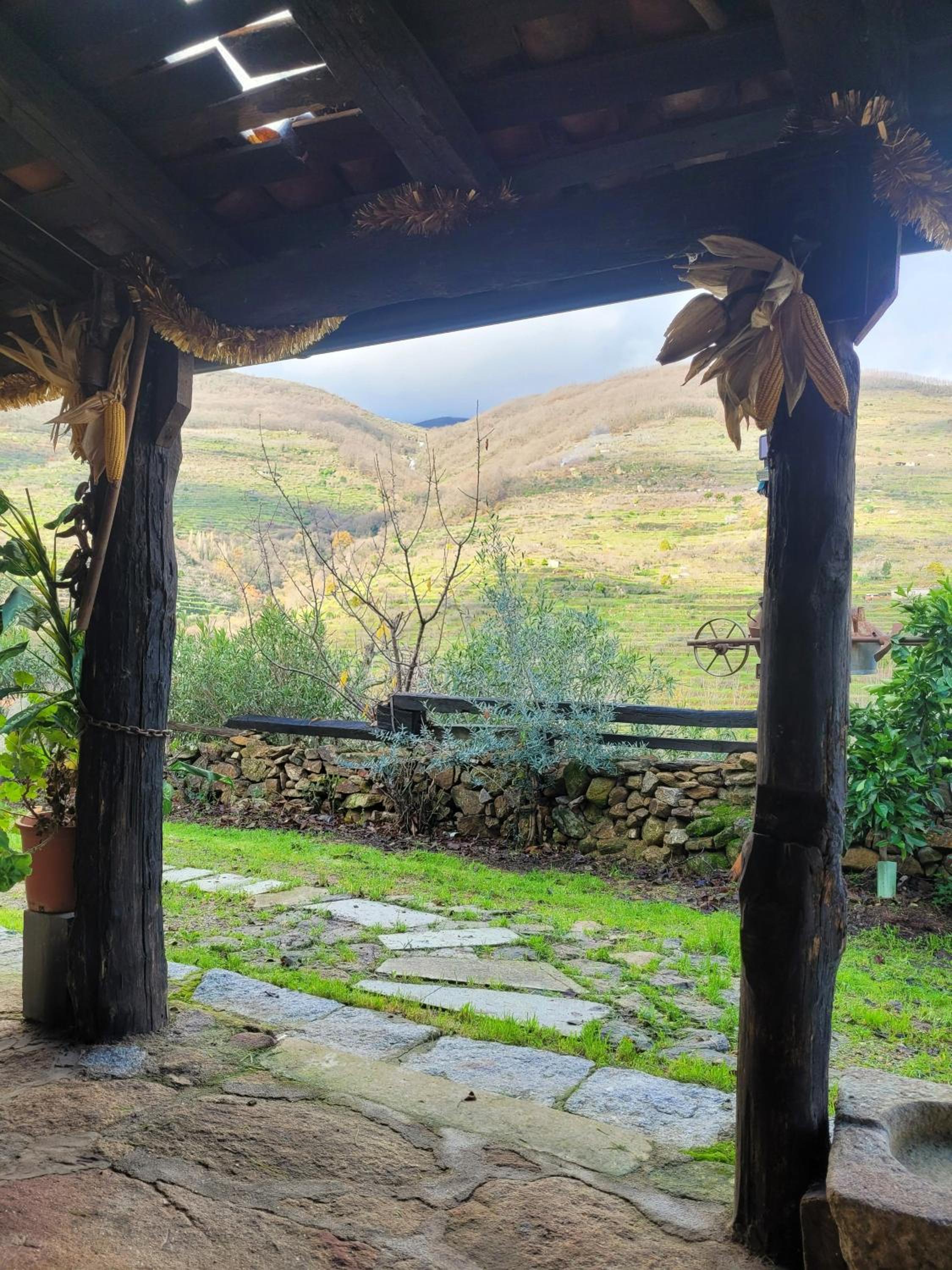 Casas Rurales El Cerro y El Cerezo view 3