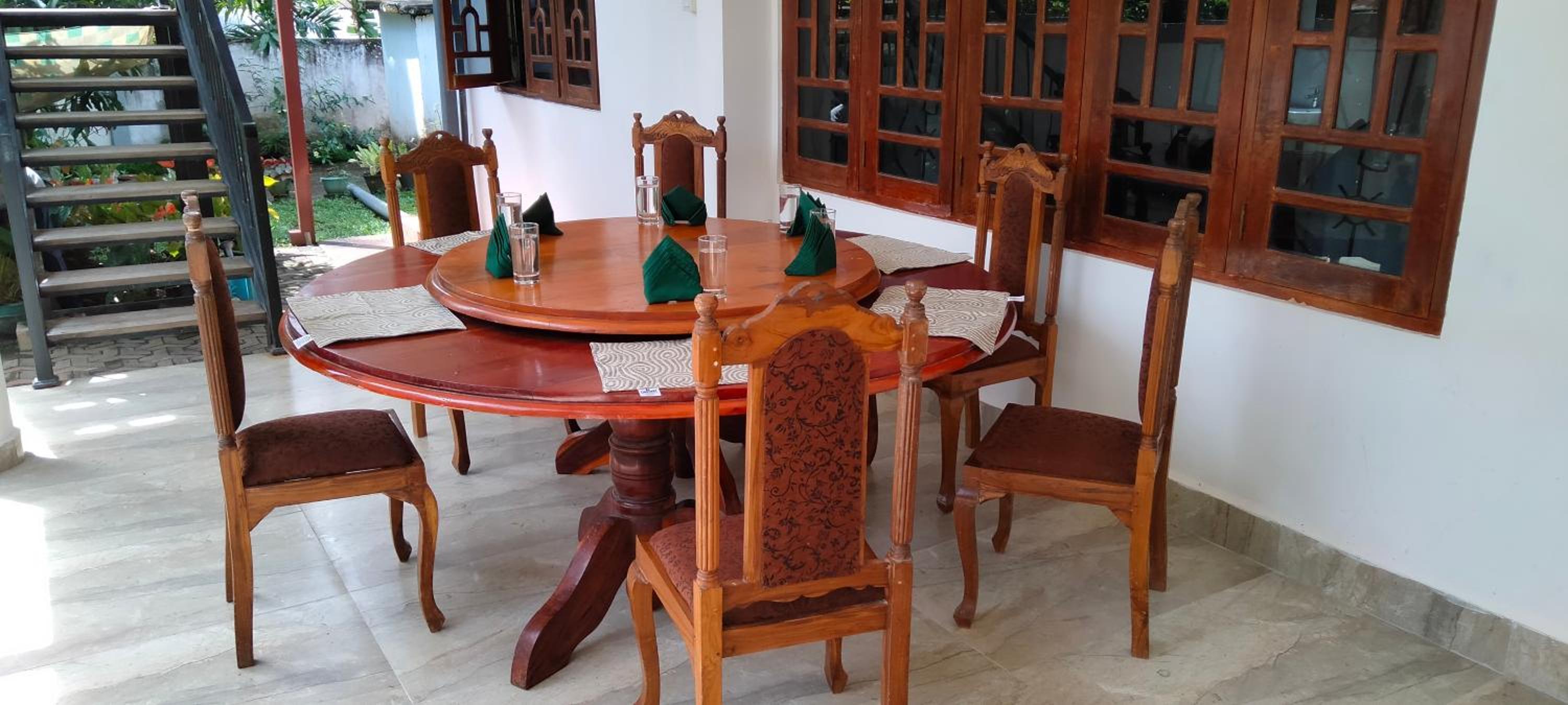 Healand Holiday Bungalow and Restaurant