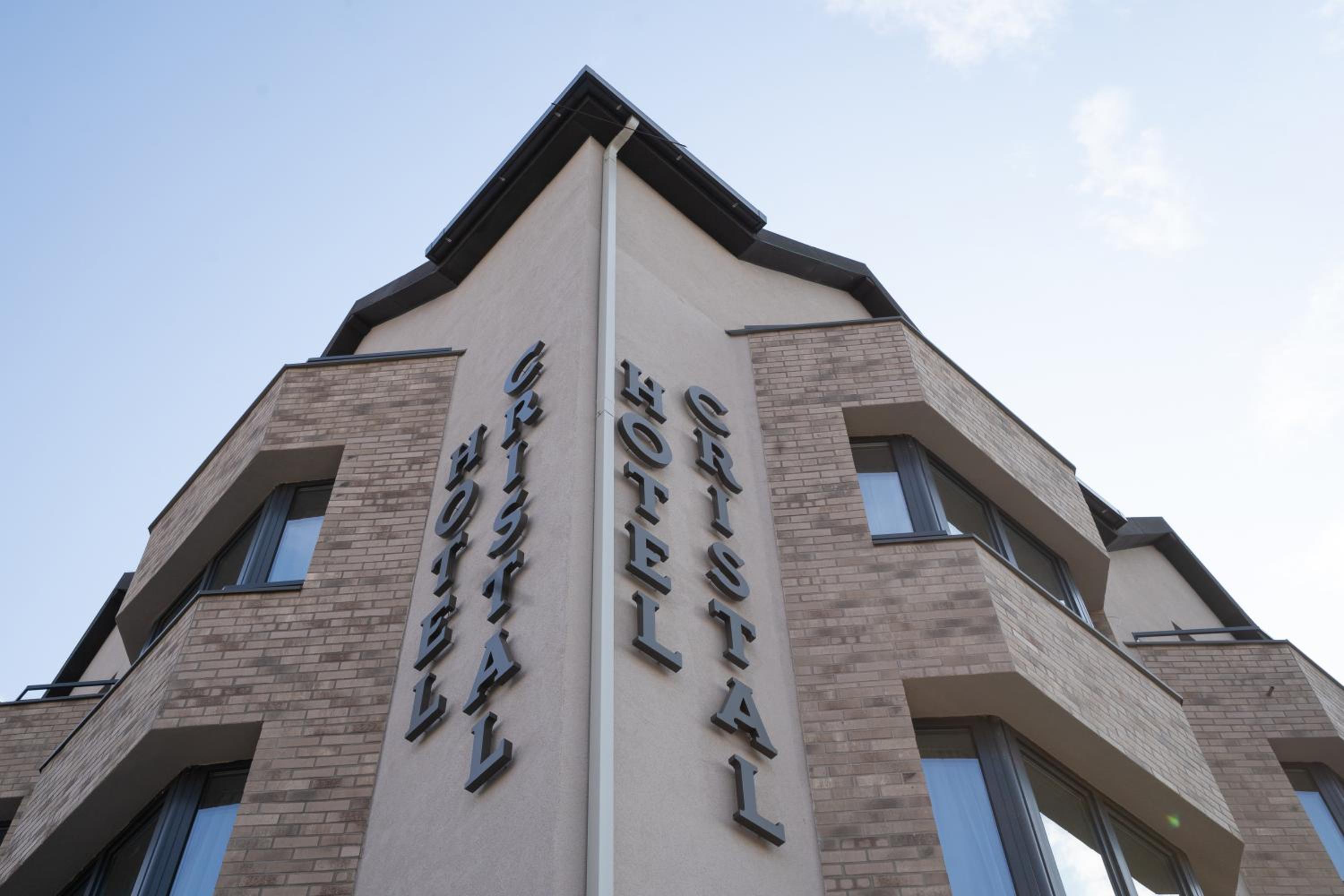 Hotel Cristal - Image 1