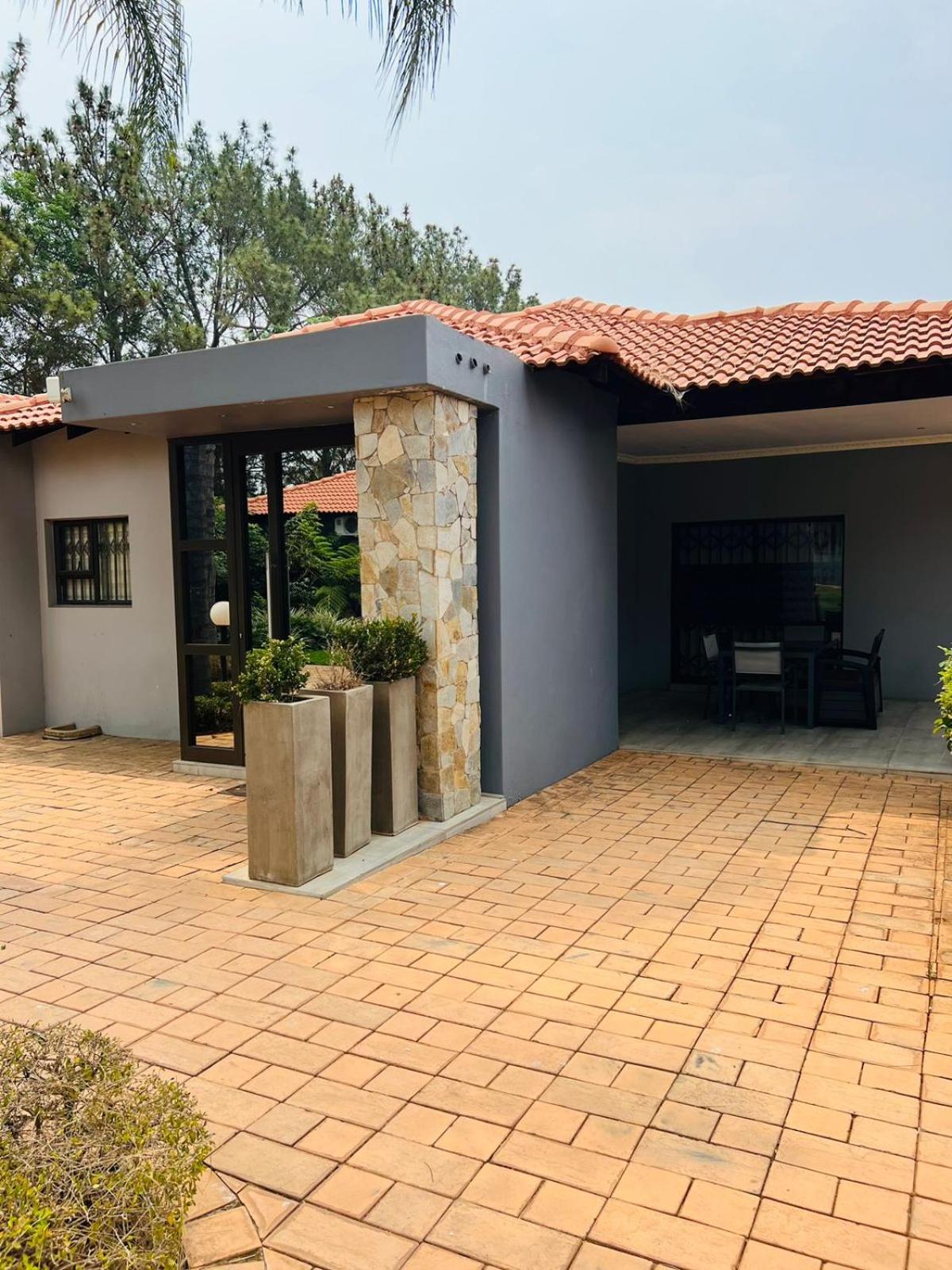 Ultimate Sky-2 bedroom villa