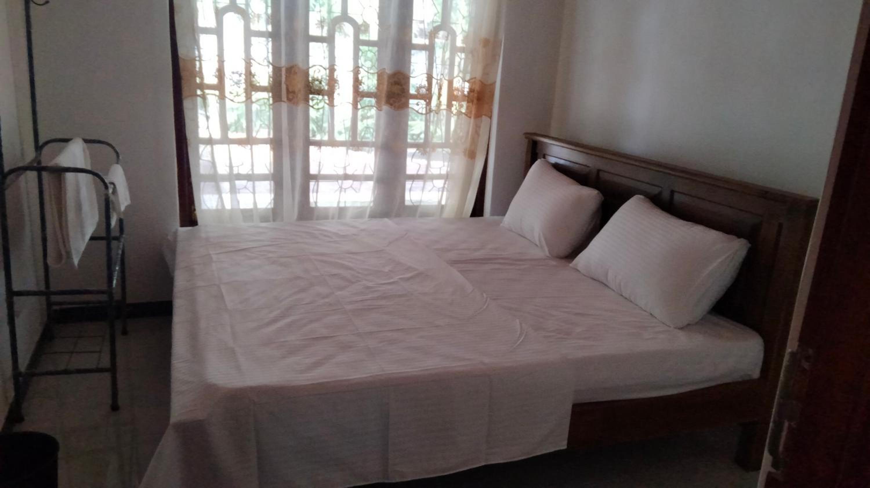Healand Holiday Bungalow and Restaurant