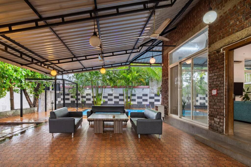 Stay Leisurely Country House, 4BHK Pool Karjat view 3