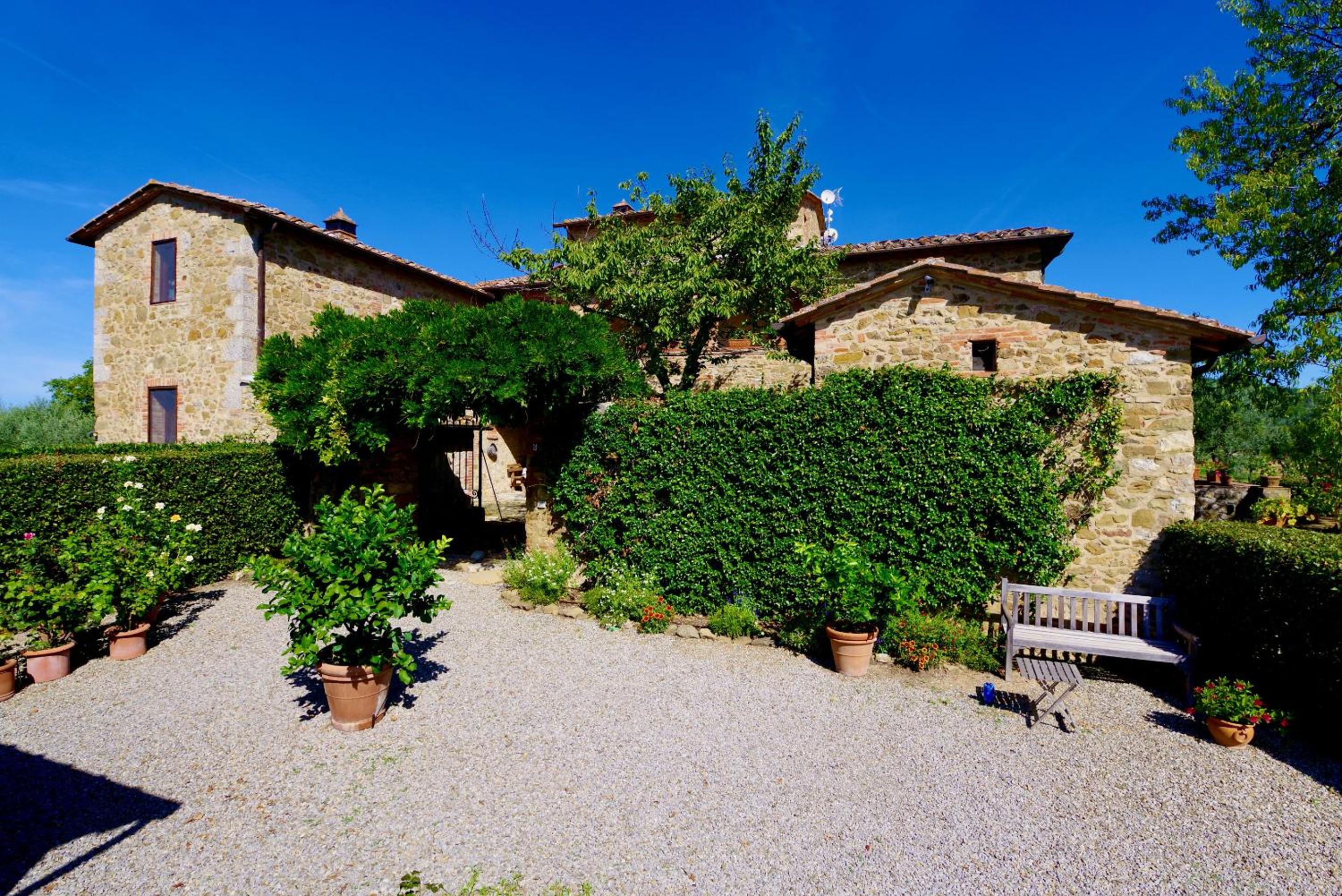 Arco al Poggio - Arceno Rentals Club view 4