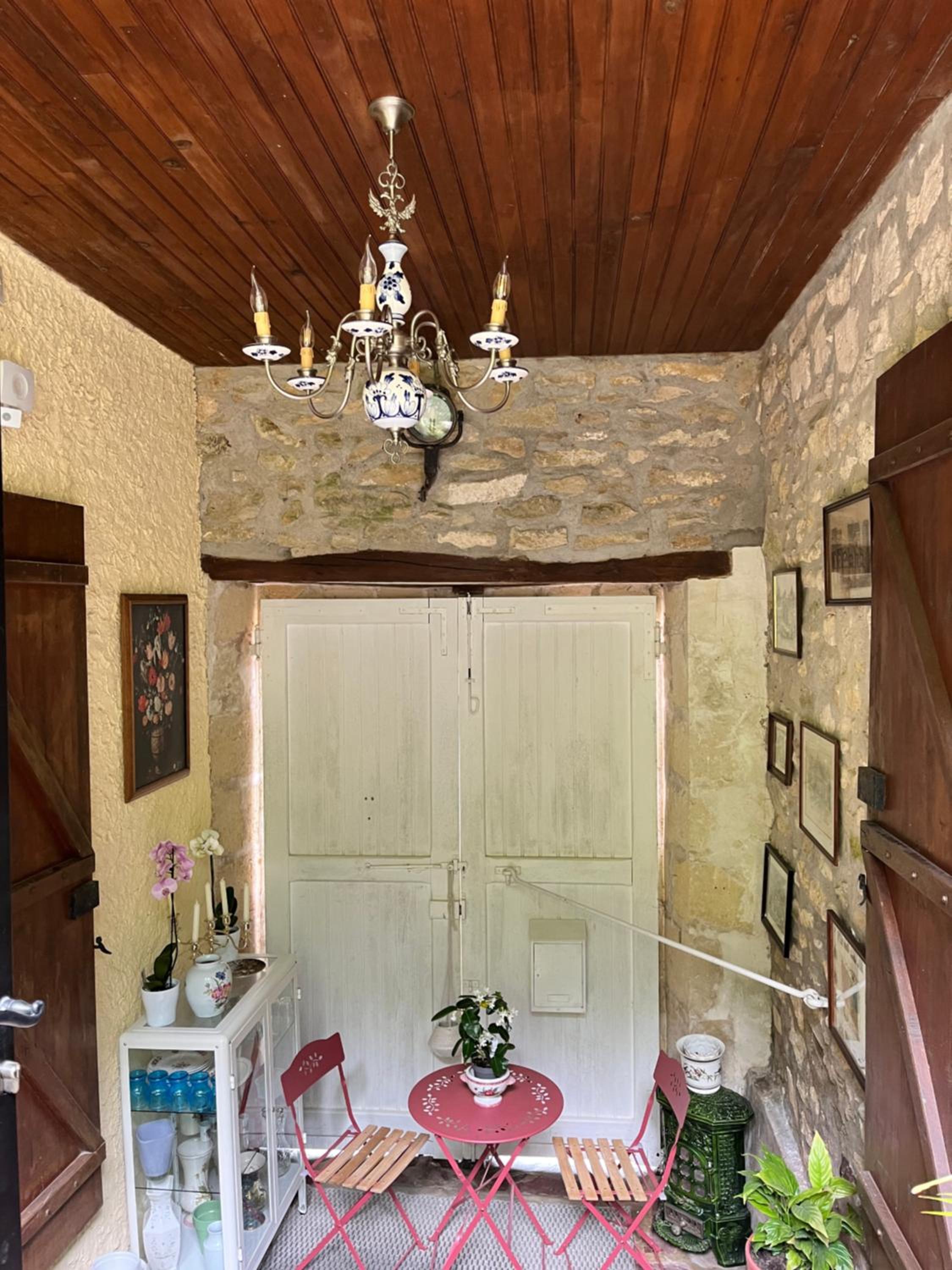 Photo 31