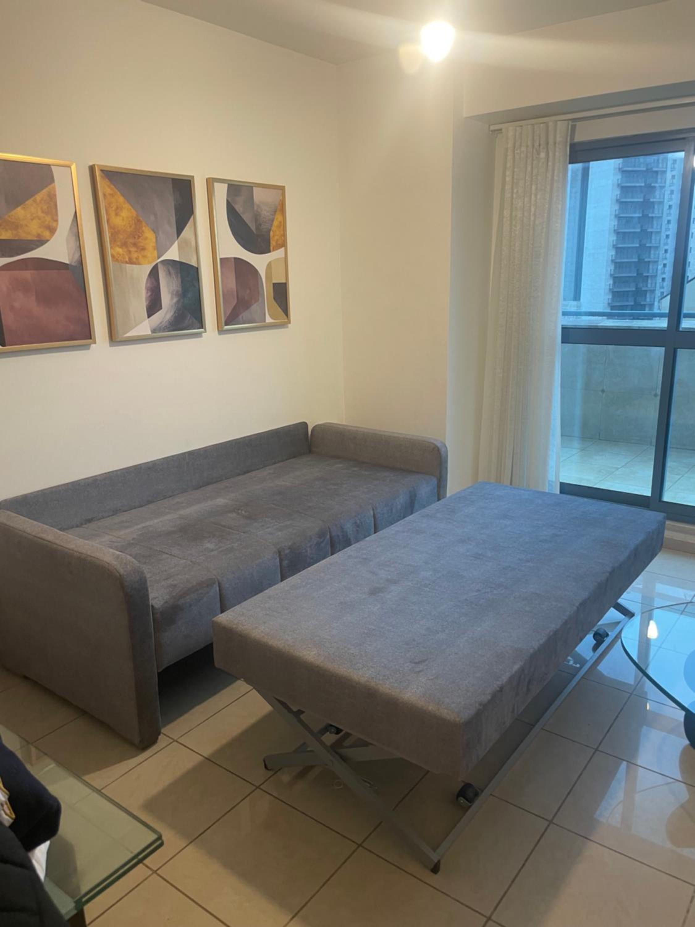 Bright Mahane Yehuda 1 BR with Private Terrace