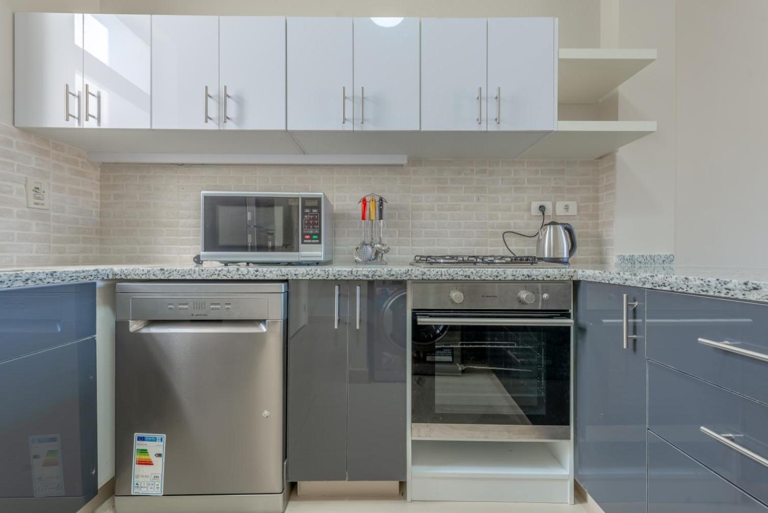 Brand-New Family House in Tawila El Gouna Lagoon and Pool Access view 3