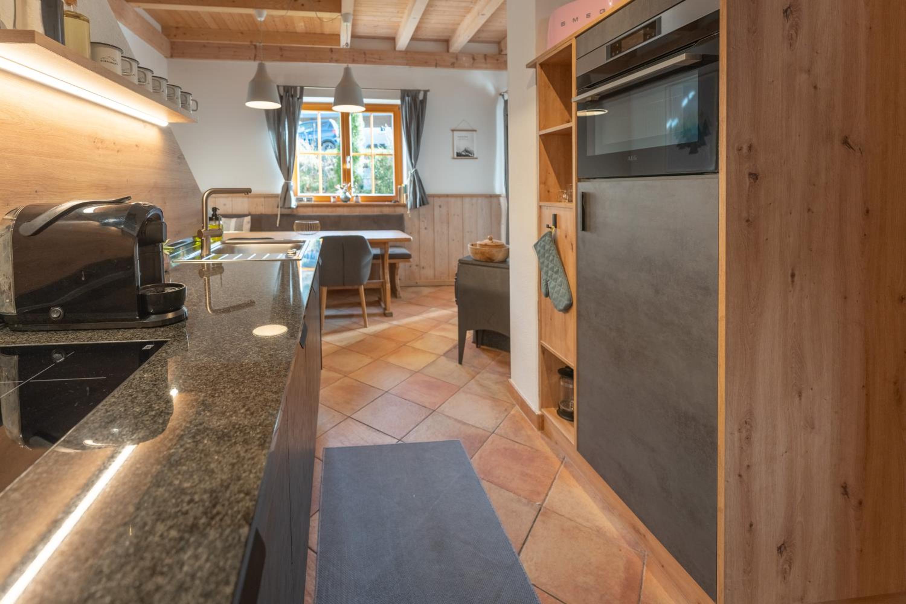 Dorfchalets & Apartments - in Kaprun centre including FREE entry Tauern Spa and Summer Card