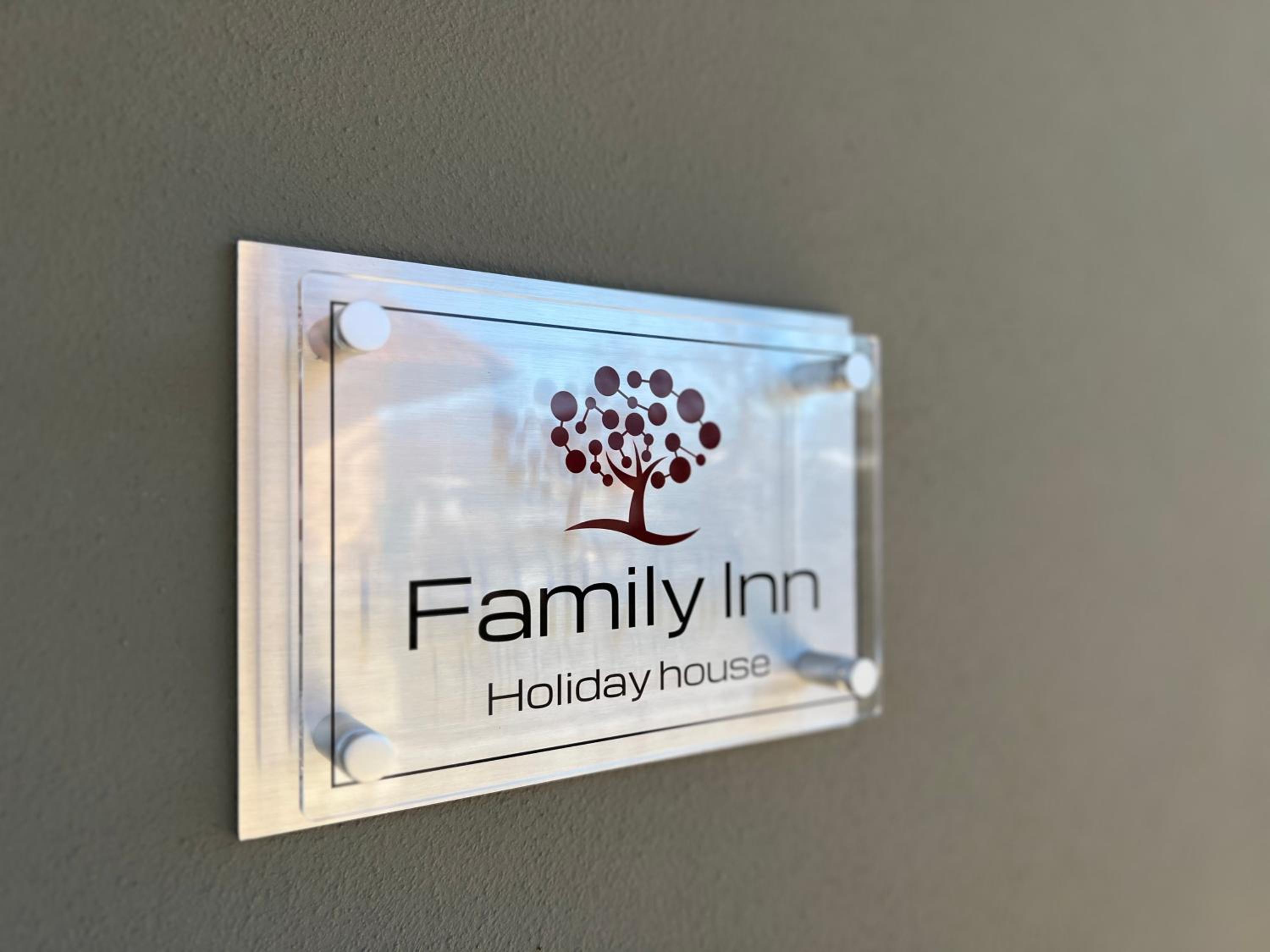 Family Inn