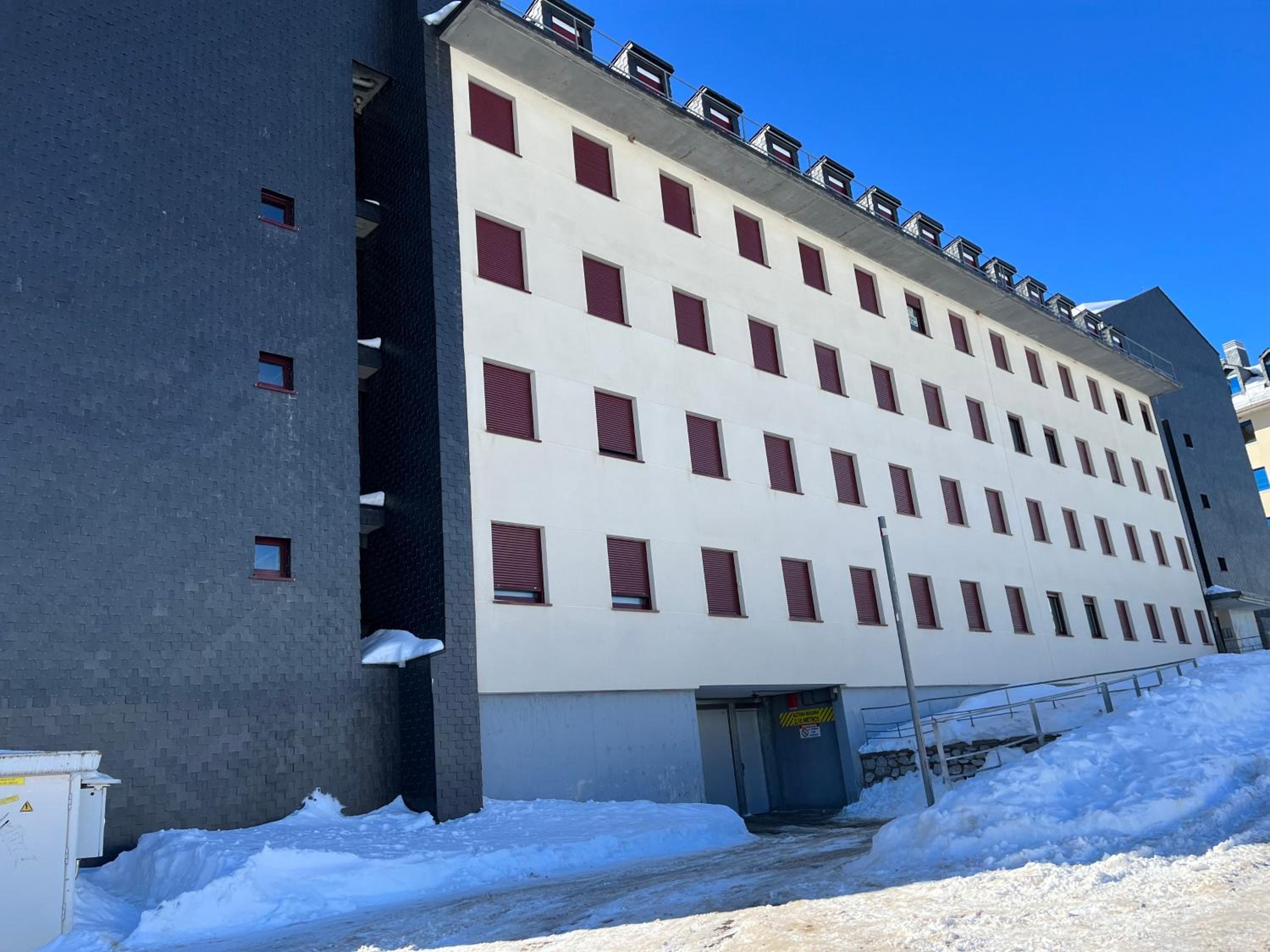 Precioso apartamento en San Isidro , ski , snow view 4