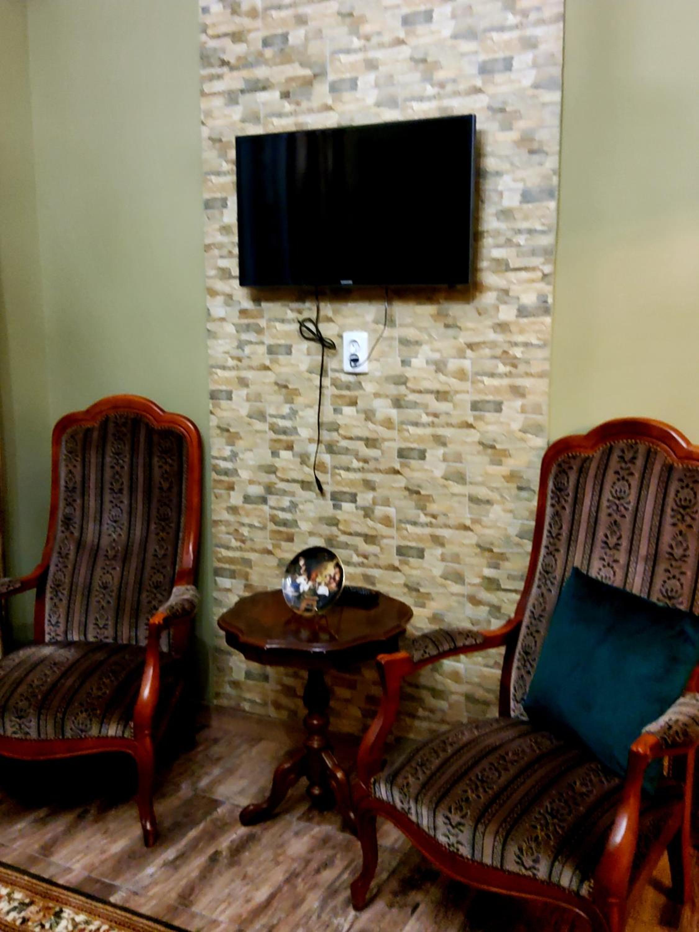 Photo 52