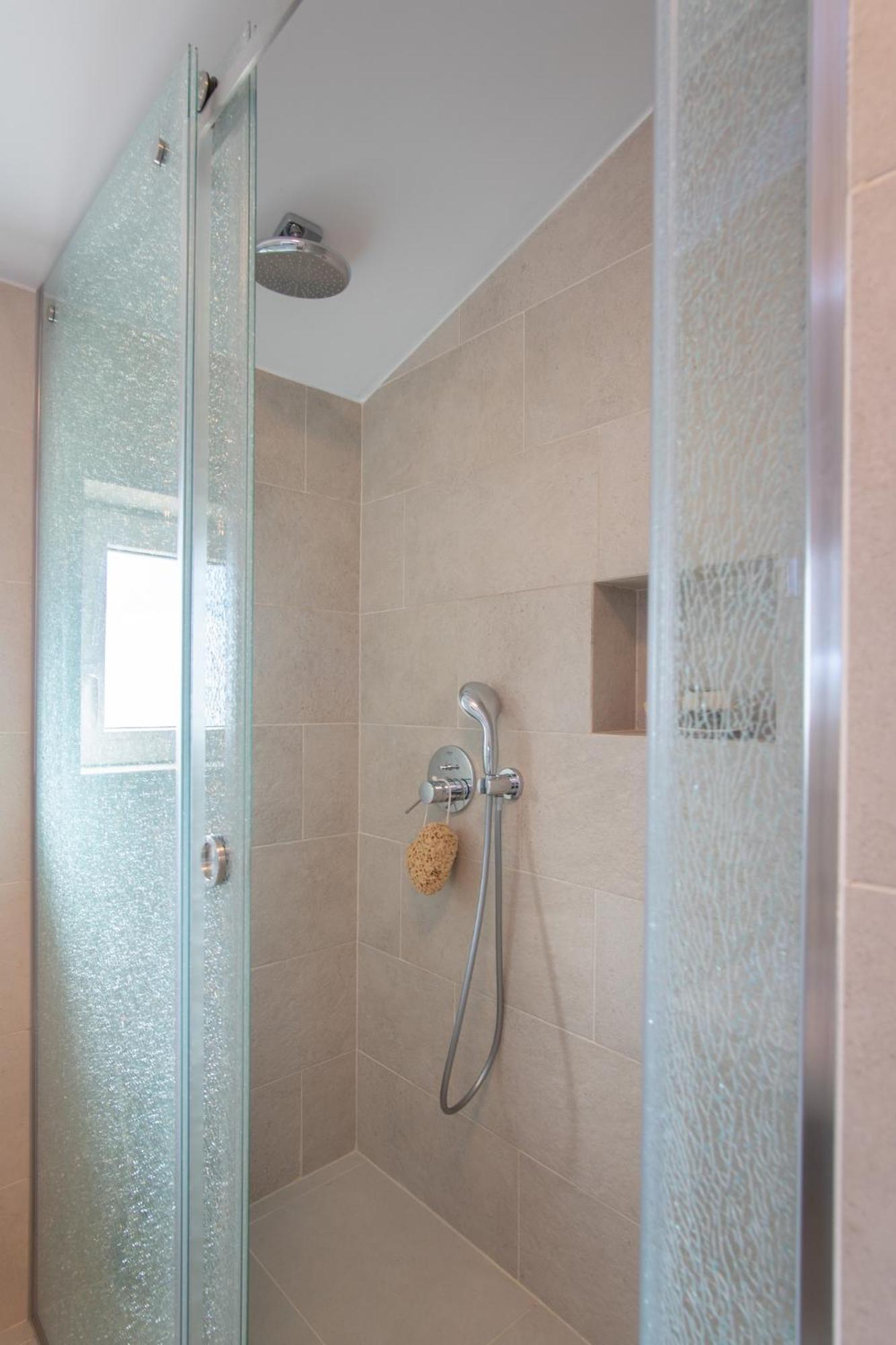 Apartvilla Pag view 3