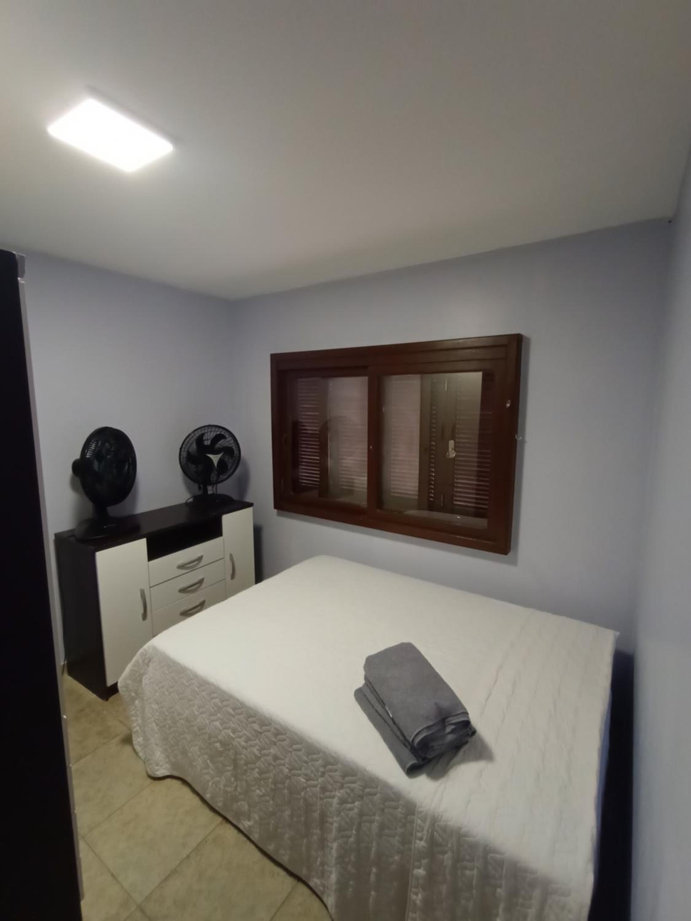 Casa com piscina a 50 metros da praia