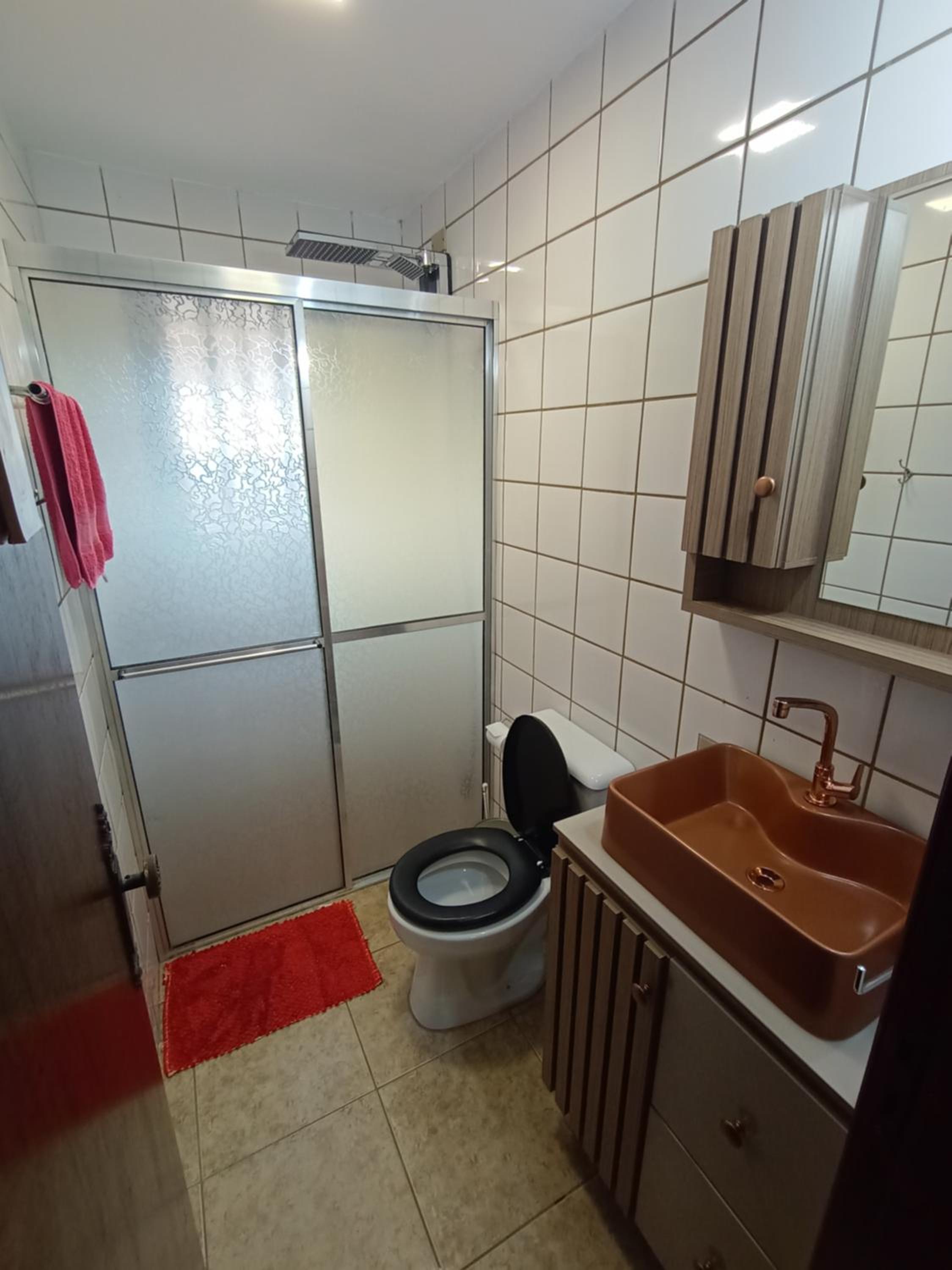 Casa com piscina a 50 metros da praia