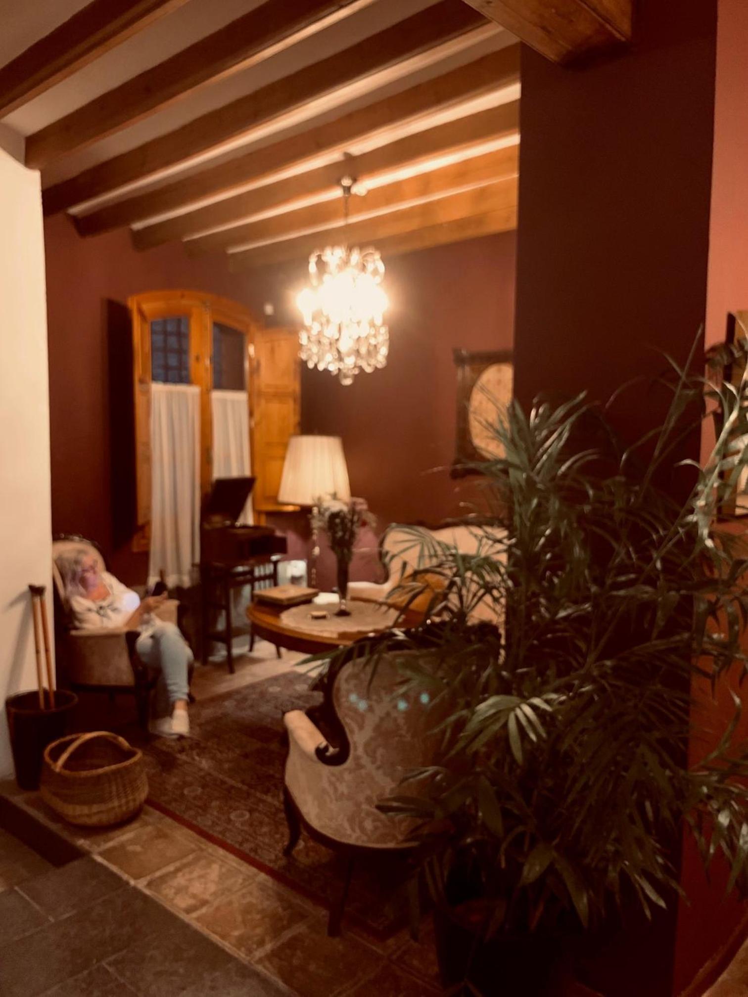 Las Puertas Del Indiano