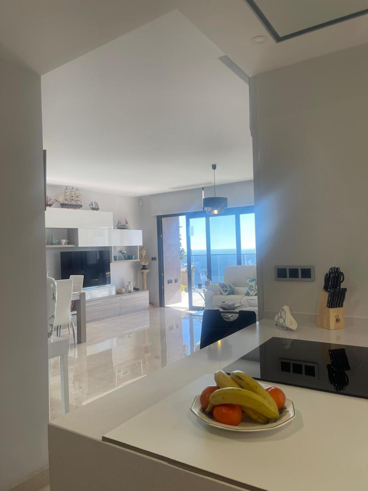 Sunset Waves Benidorm Julieta vistas al mar PREMIUM 200 mt2 con jacuzzi en terraza view 2