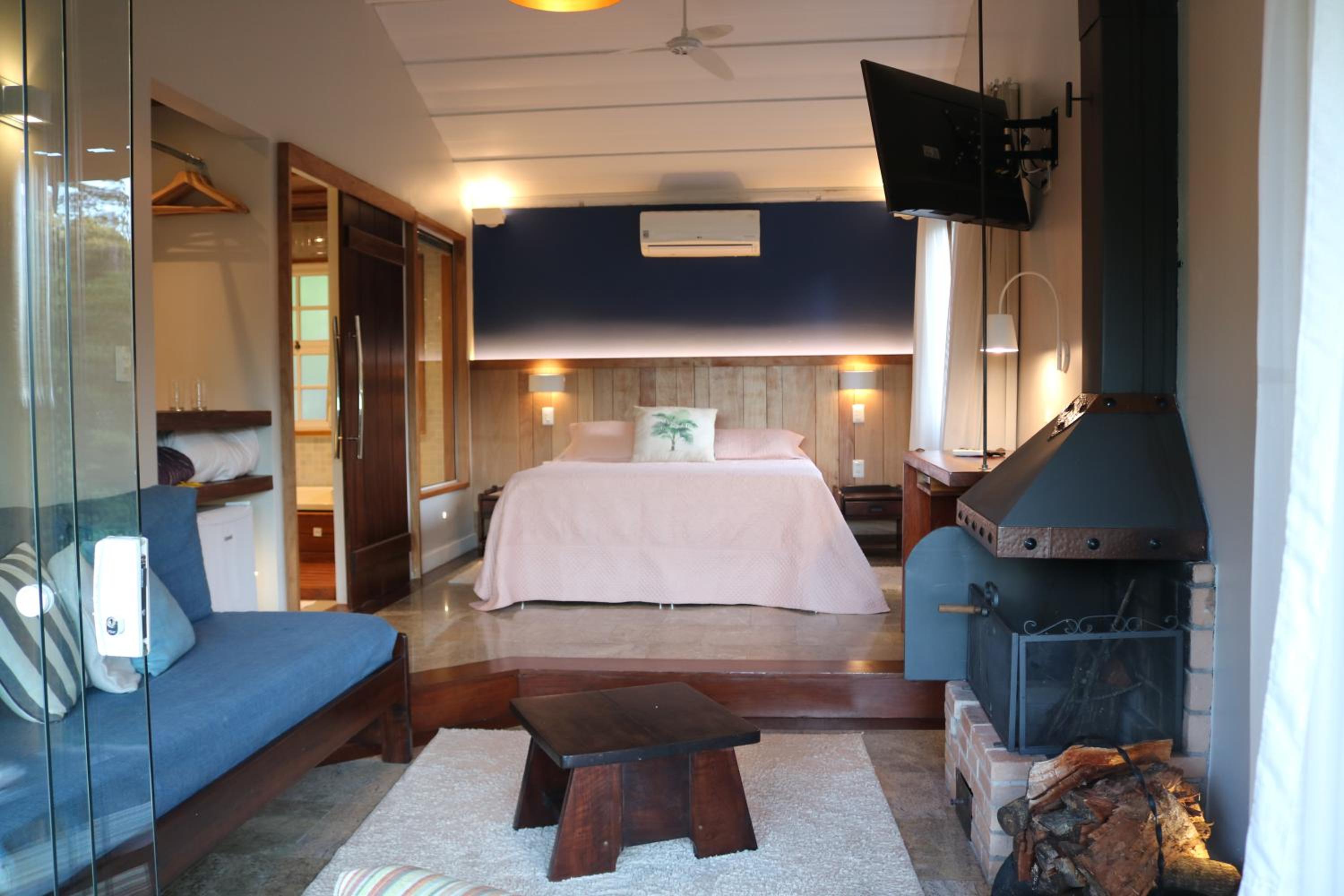 Auberge Suisse Pousada