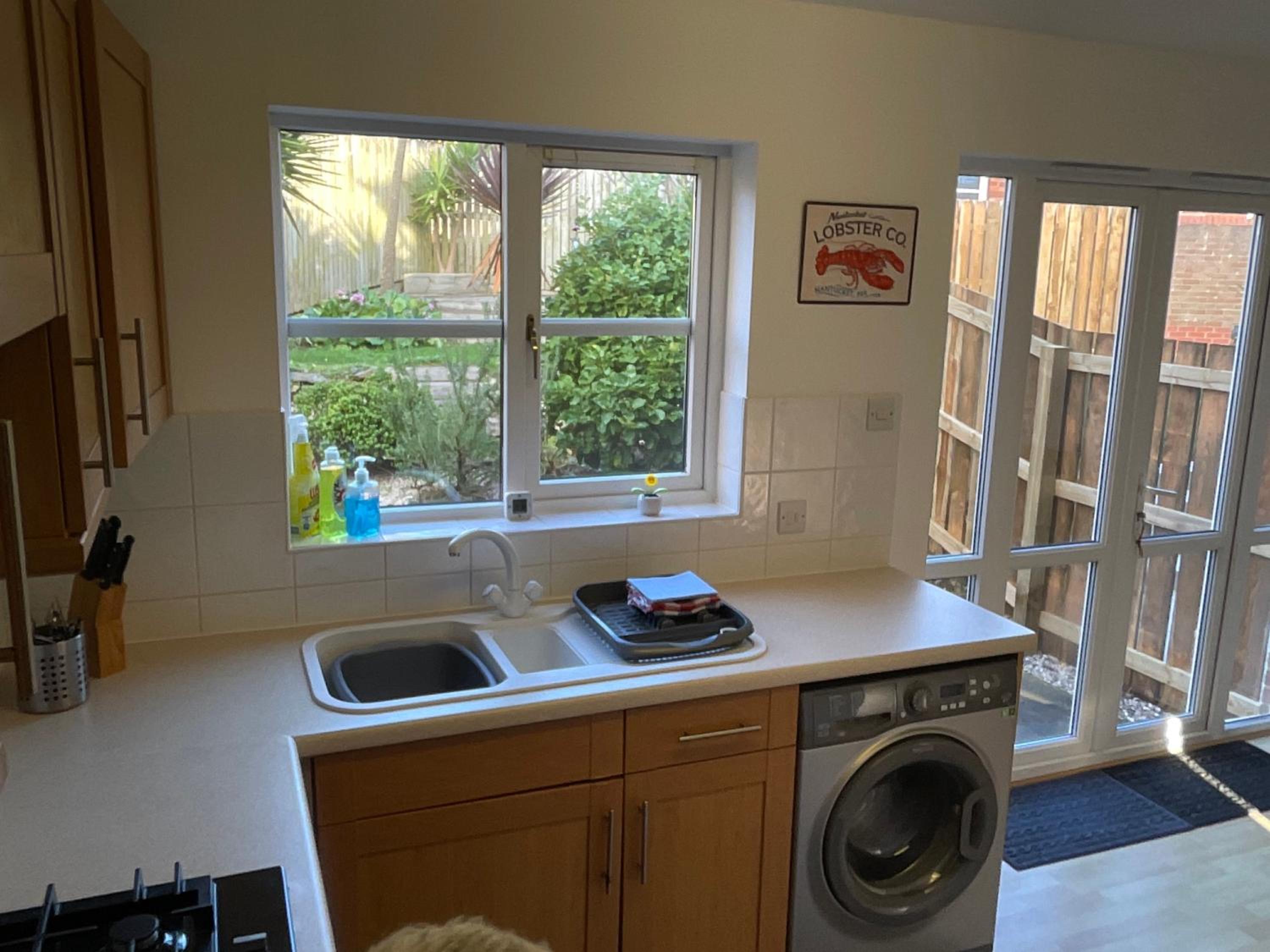 Newly Renovated 2 Bed house nr Fistral Beach & Gannel Estuary view 4