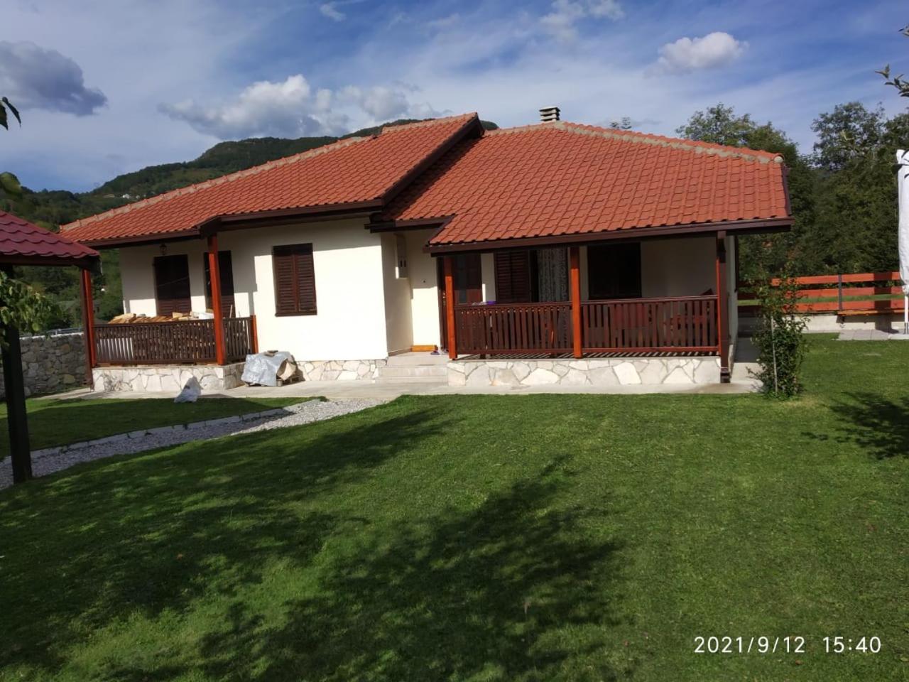 Bjelasica Home