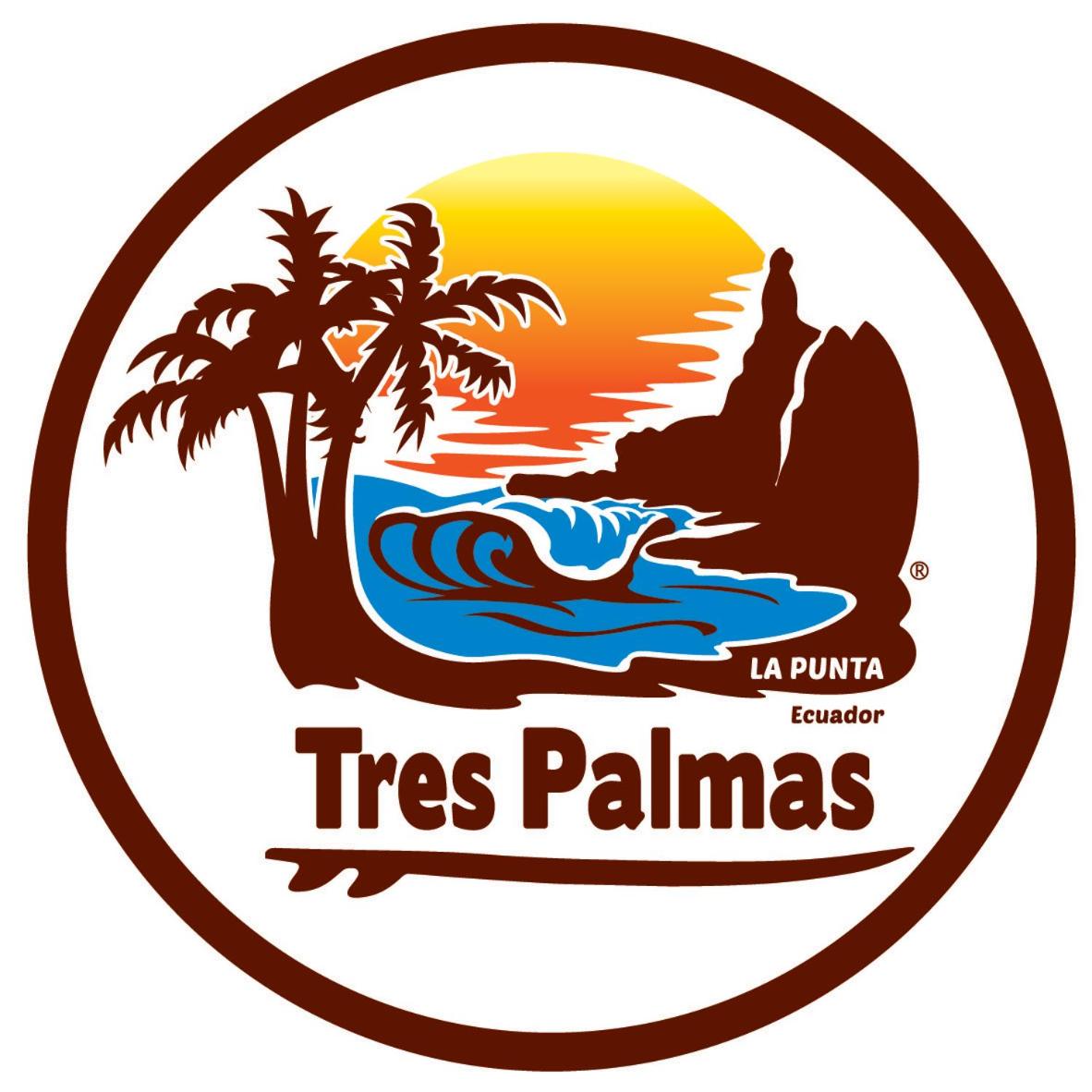 Tres Palmas