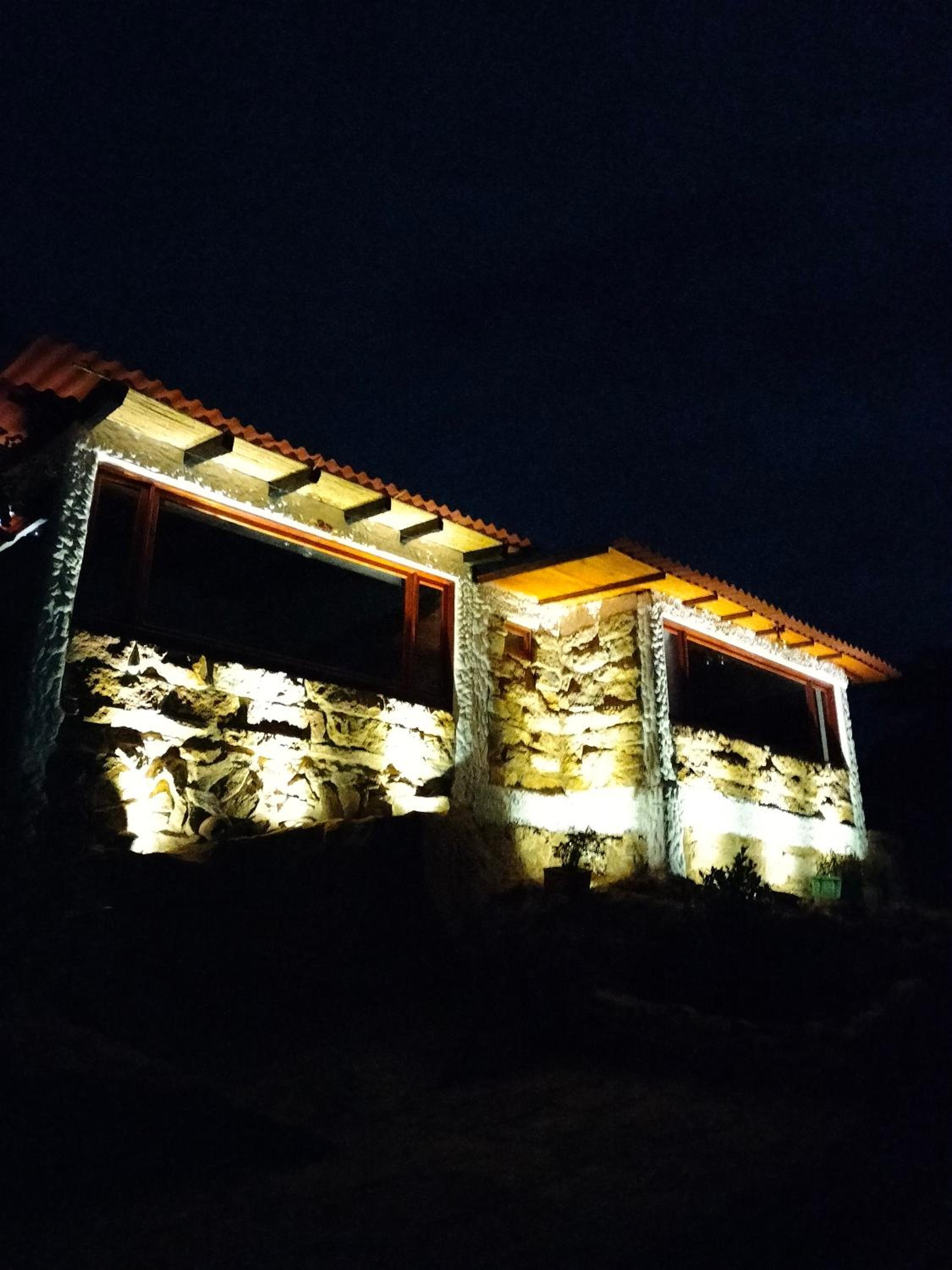 Hotel Alojamiento Villa de Piedras - Image 1