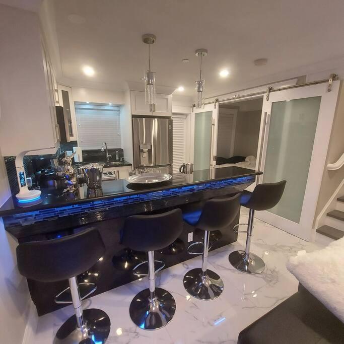 Beautiful Bright 3 Bed Townhouse