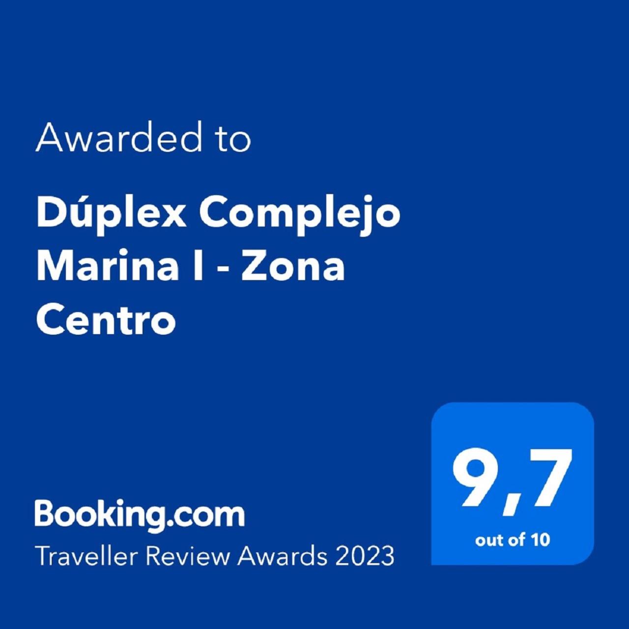 Dúplex completo con jardín y parking - Centro Villa Gesell - 5 huéspedes