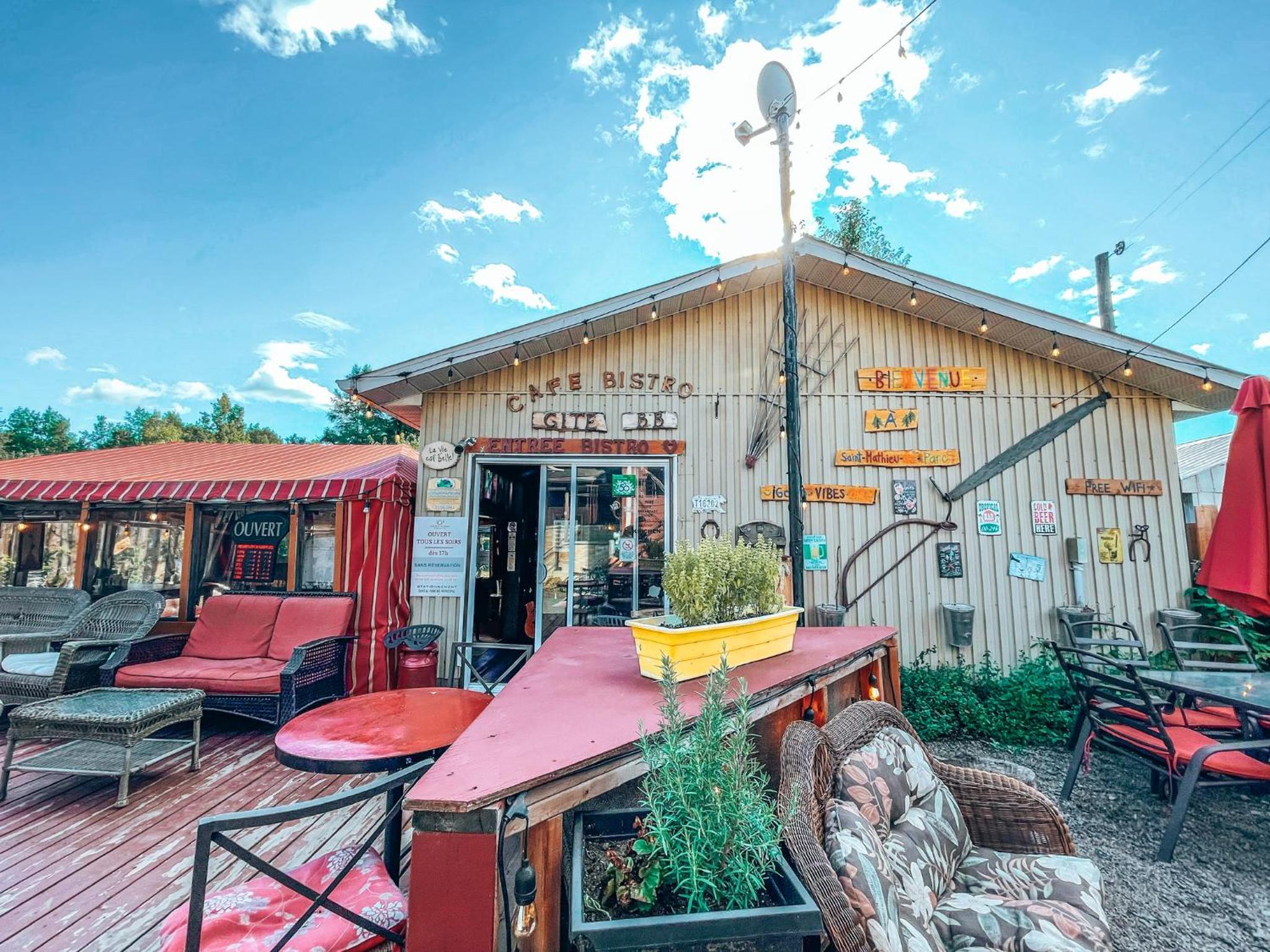Auberge Mandala