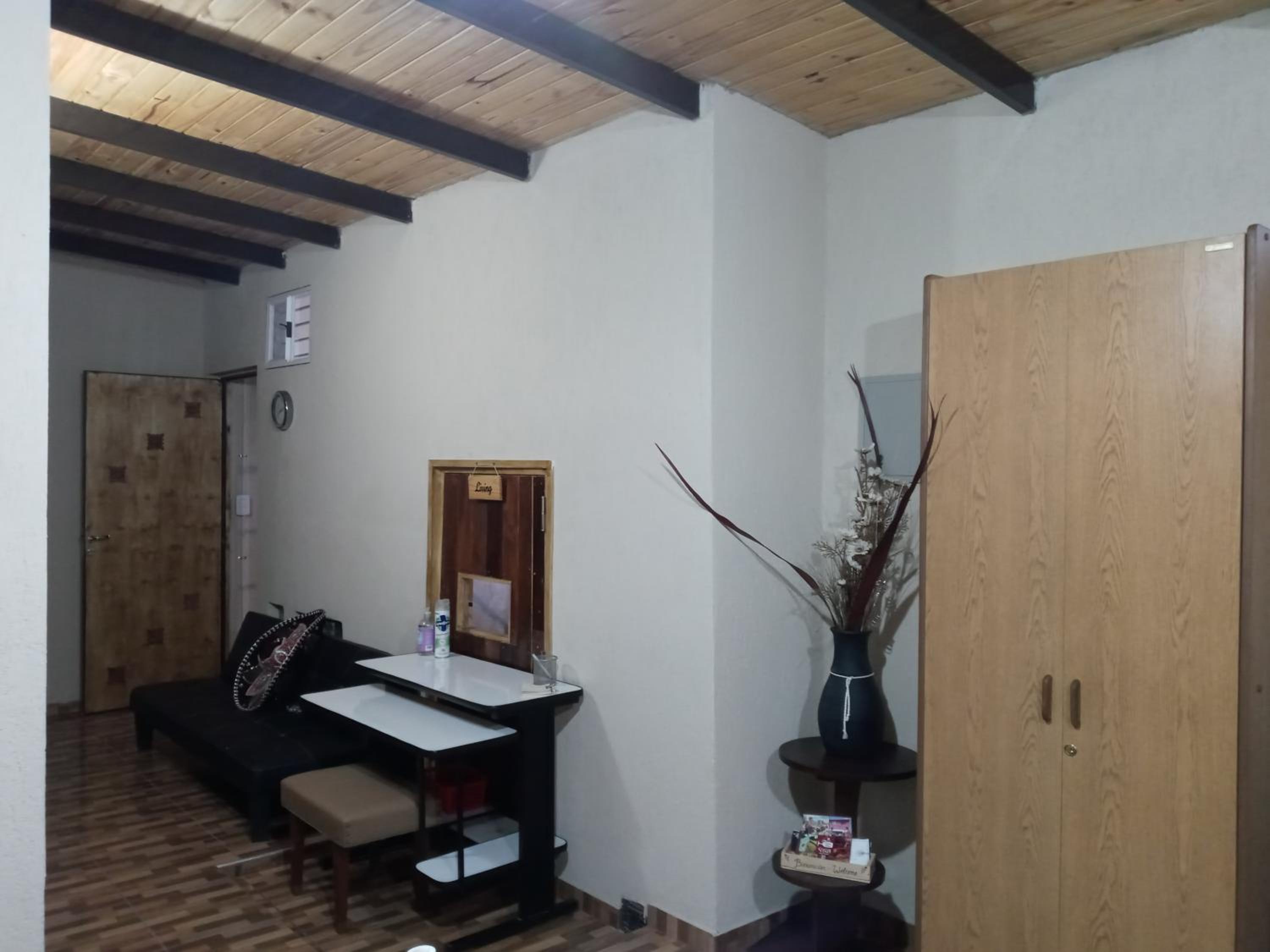 Petit Chateau J&SR