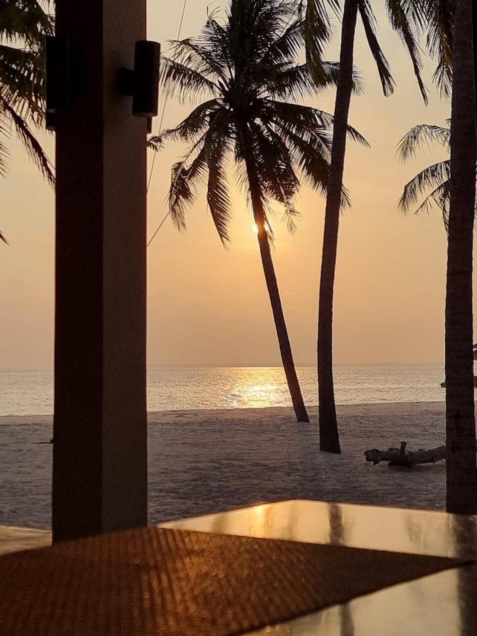 Hondaafushi Island Resort