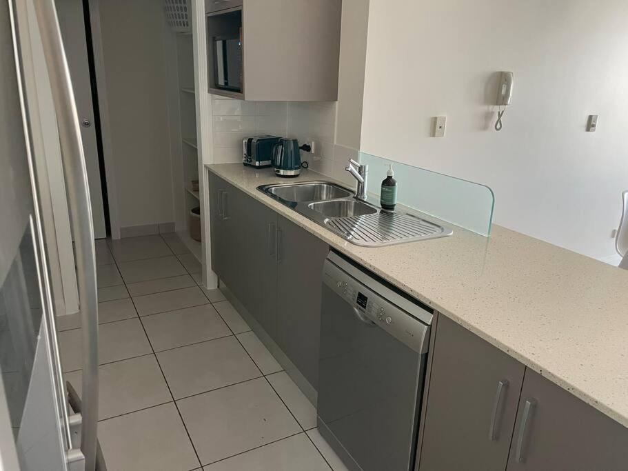Townsville City Ocean View Apartment