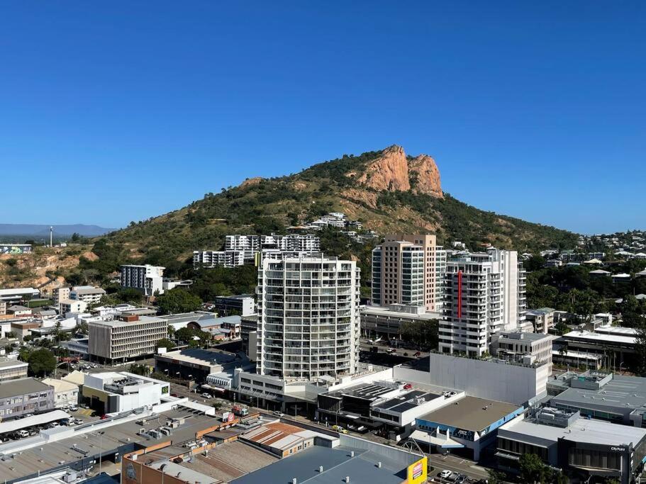 Townsville City Ocean View Apartment