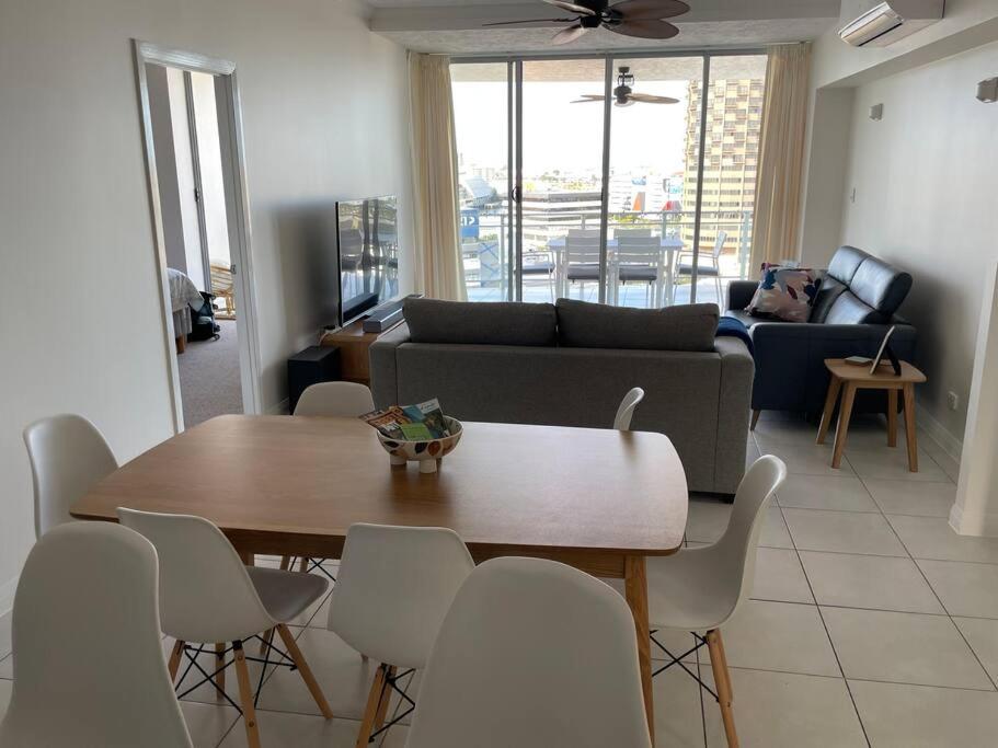 Townsville City Ocean View Apartment