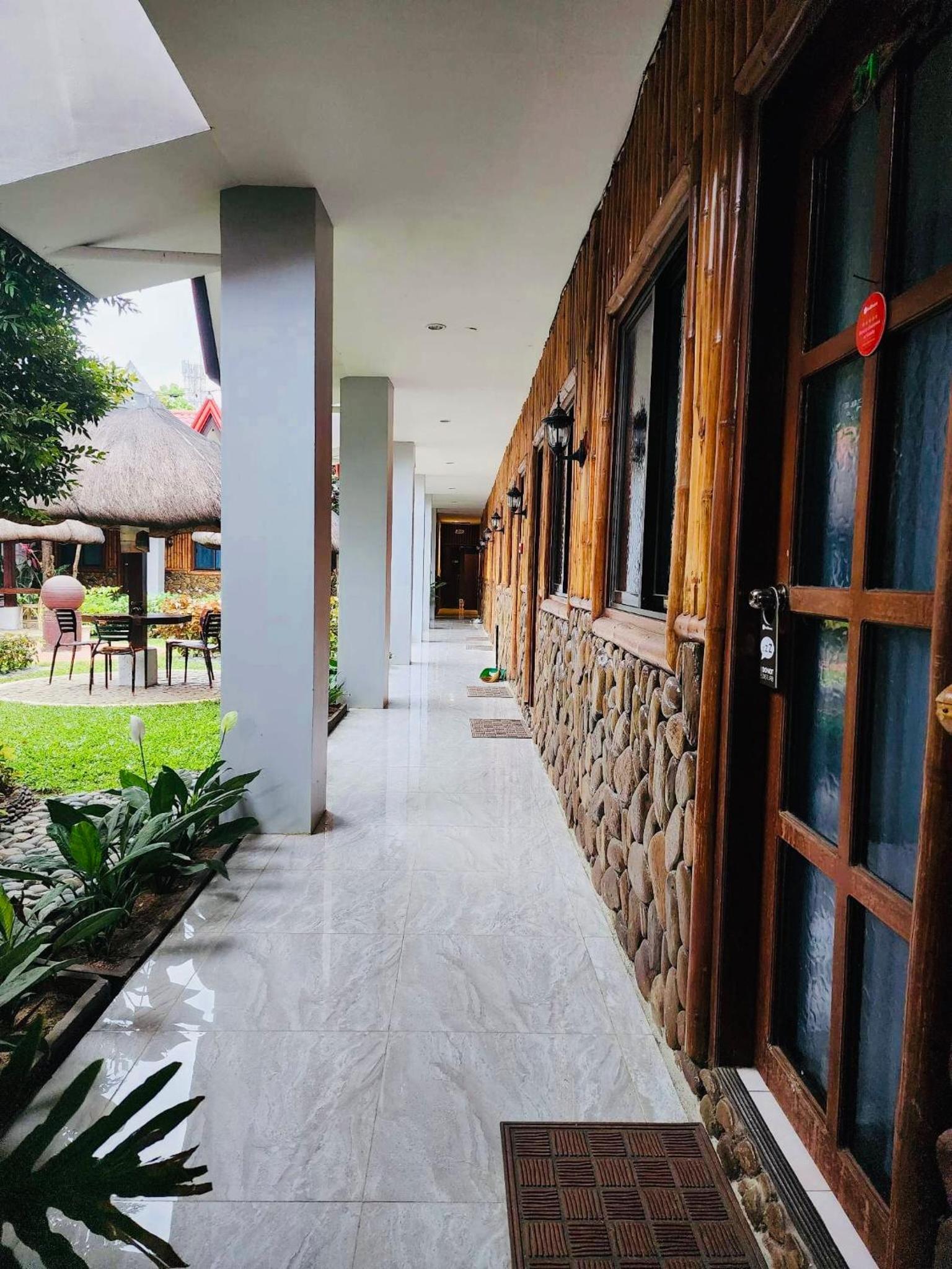 Bea's Garden Inn