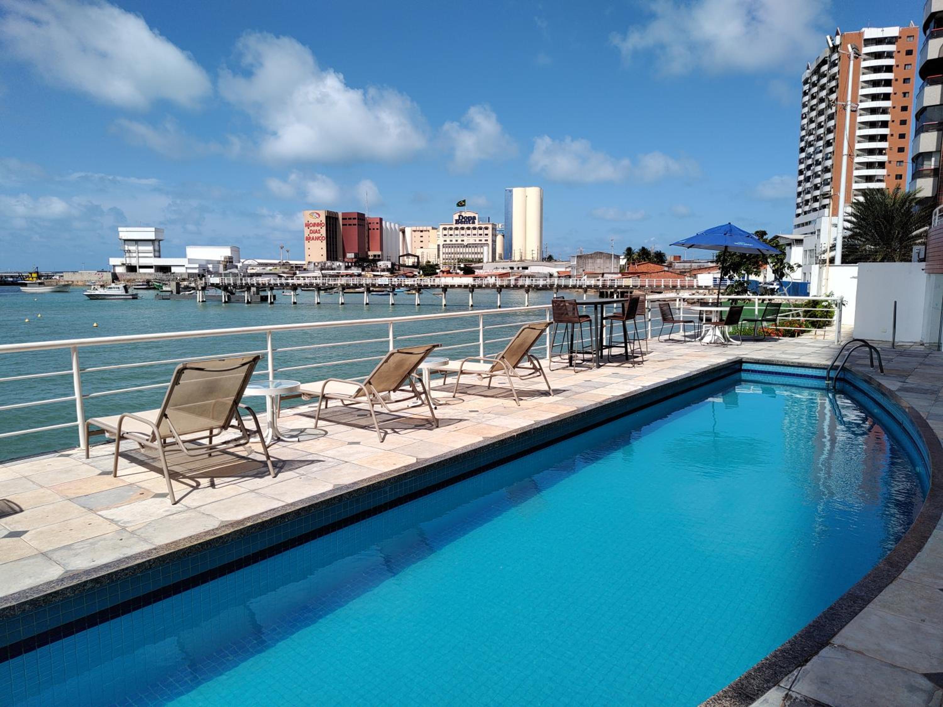 Flat frente mar Fortaleza 607