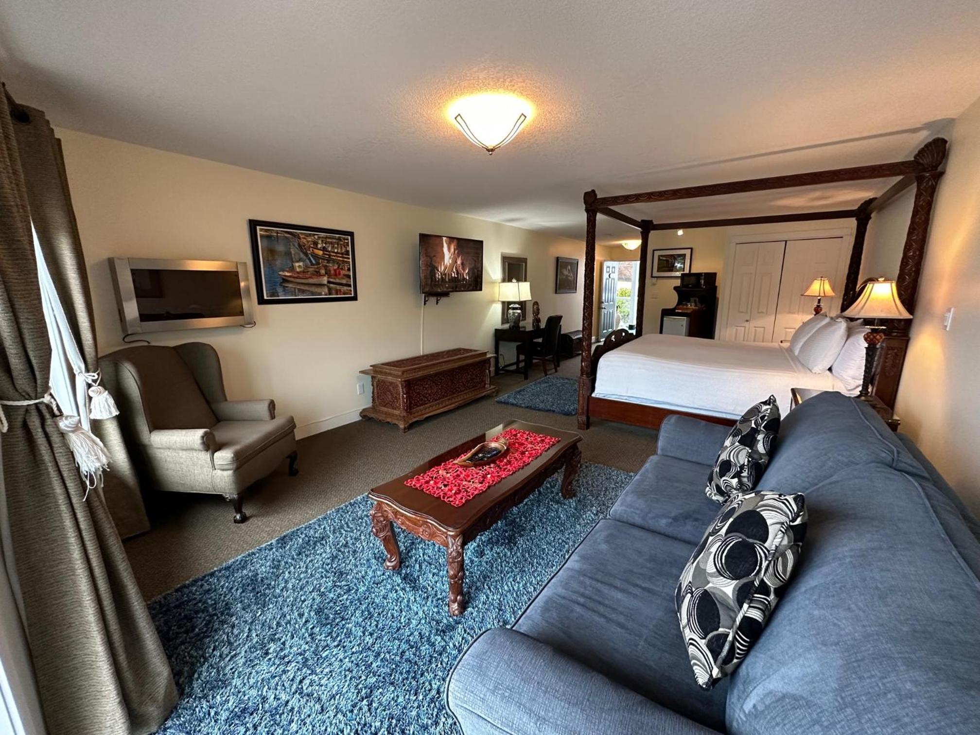 Bayshore Waterfront Inn