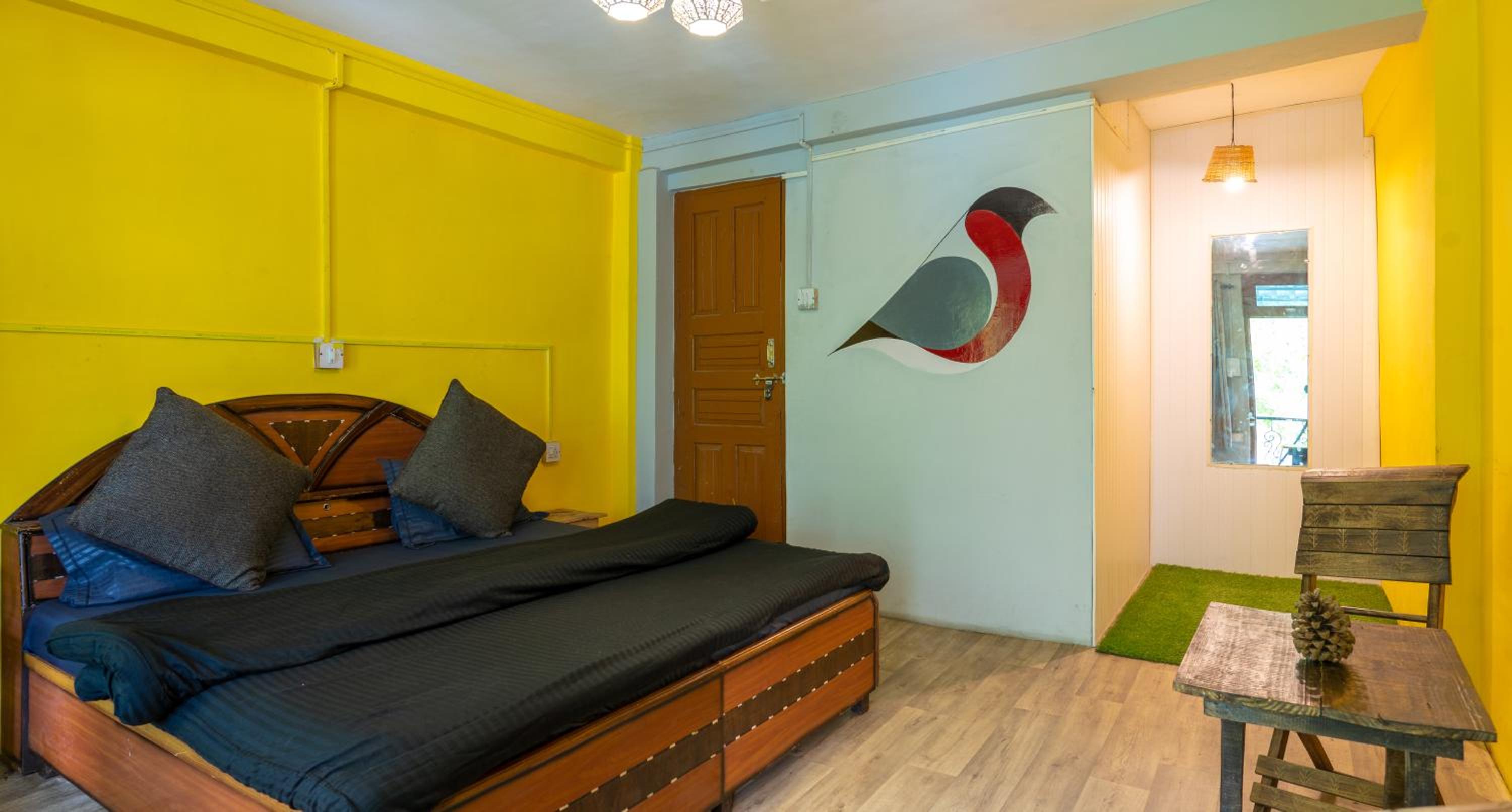 Whoopers Hostel Tosh