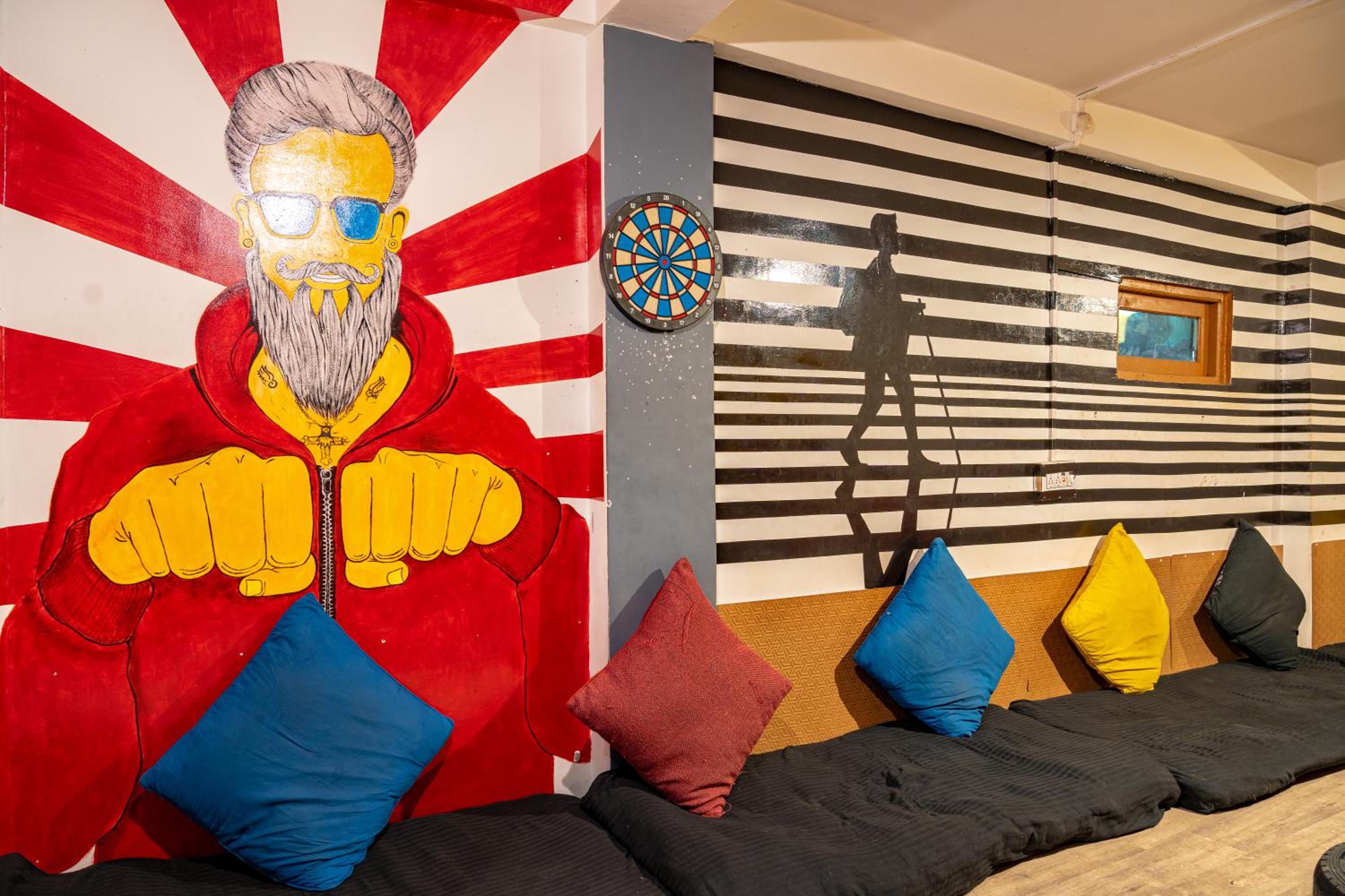Whoopers Hostel Tosh