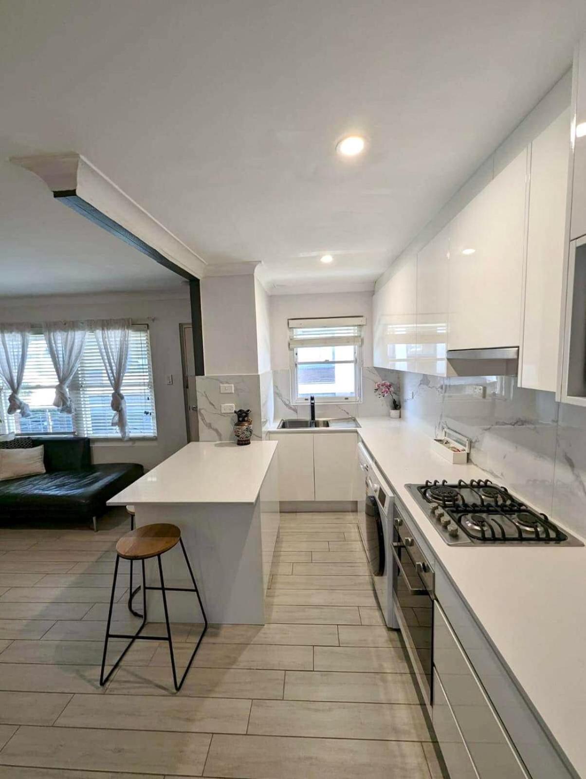 Lotus Stay Manly - Apartment 31H photo 5