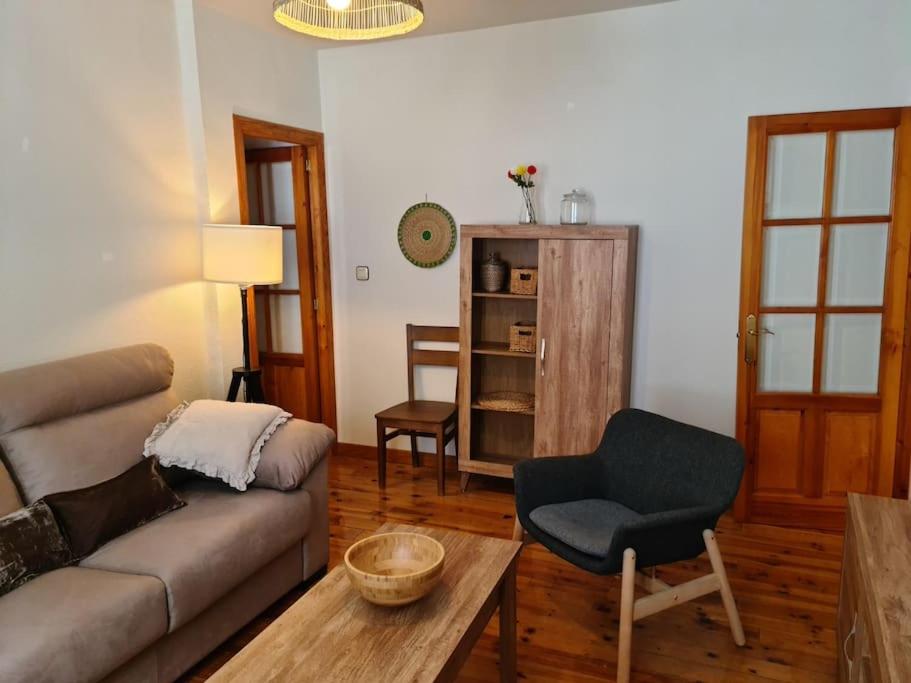 Espectacular apartamento reformado en edificio histórico, con WIFI