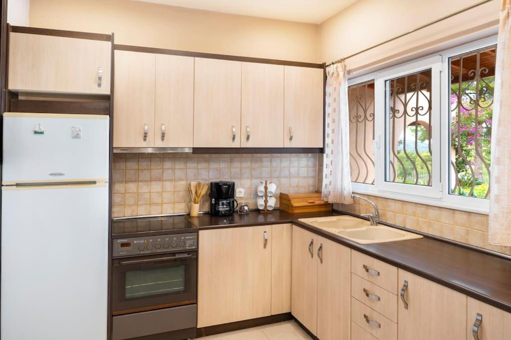 Villa Red Porto Cheli photo 4