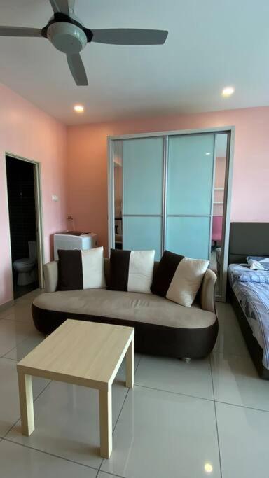 Palazio Mount Austin Johor Bahru Aeon Ikea Toppen
